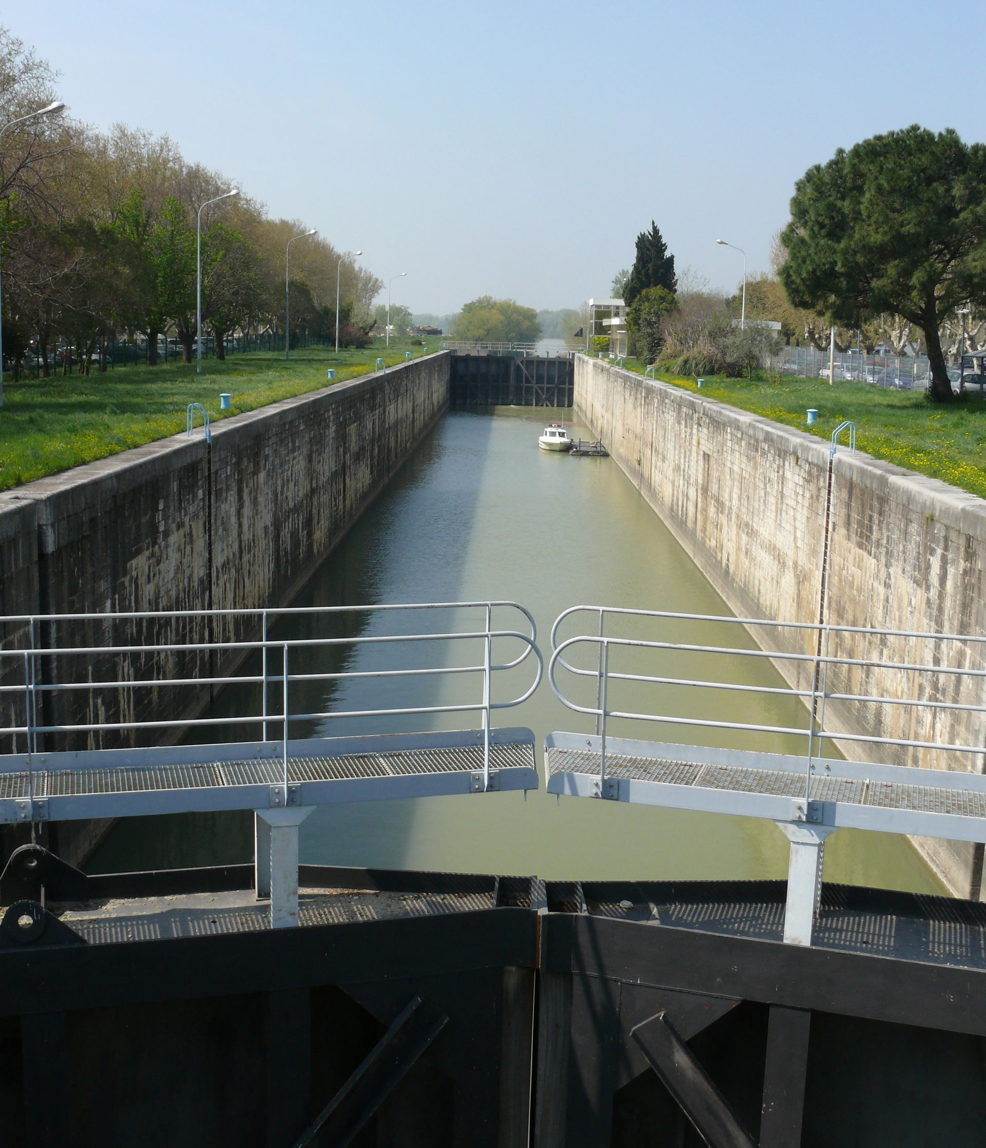 Canal lock at Arles, giving access to the Canal d'Arles à Port-…