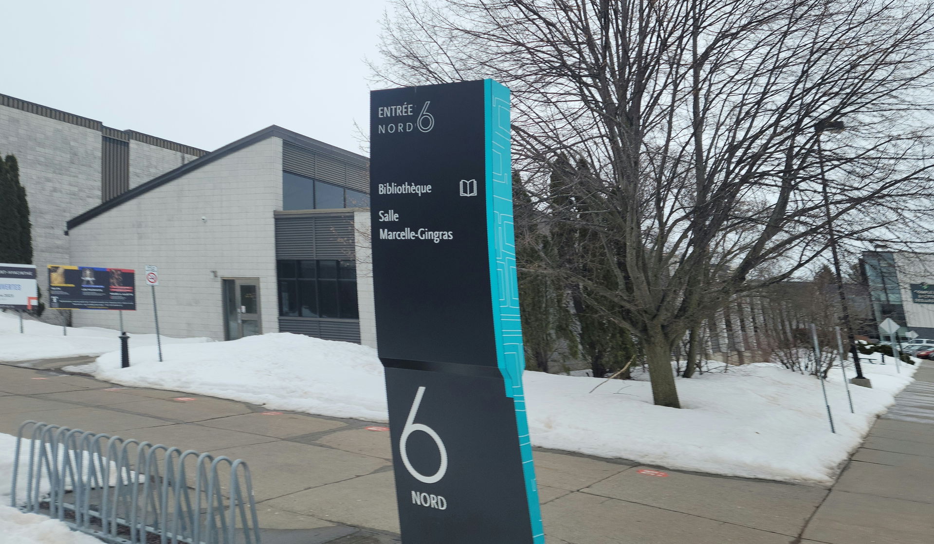 The entrance to the library and the Marcelle-Gingras room is lo…