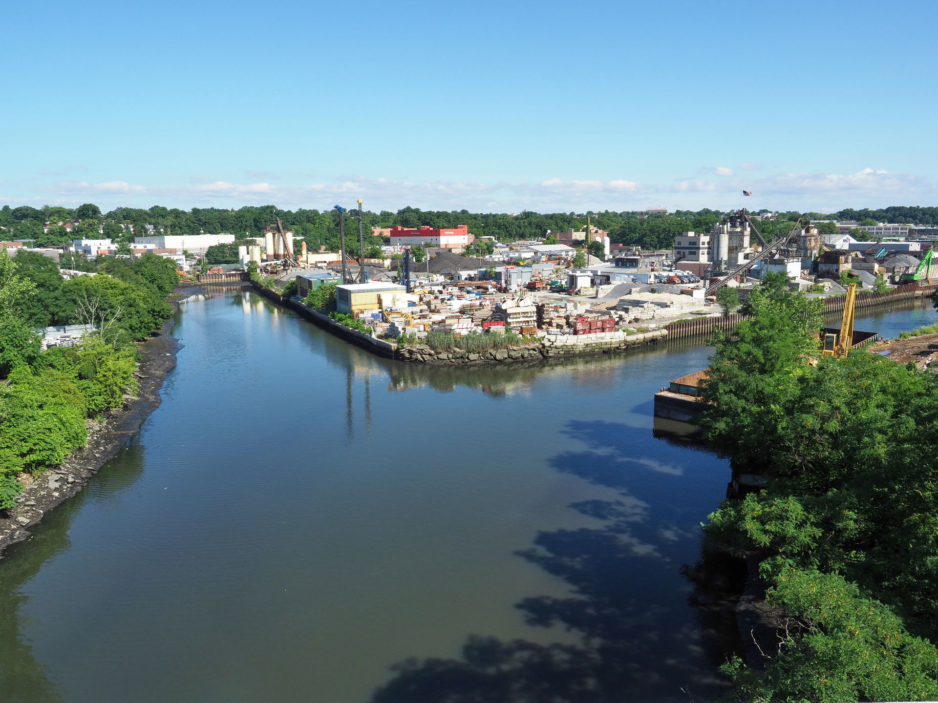 Looking towards Mt. Vernon, NY.  Main channel of the river is t…
