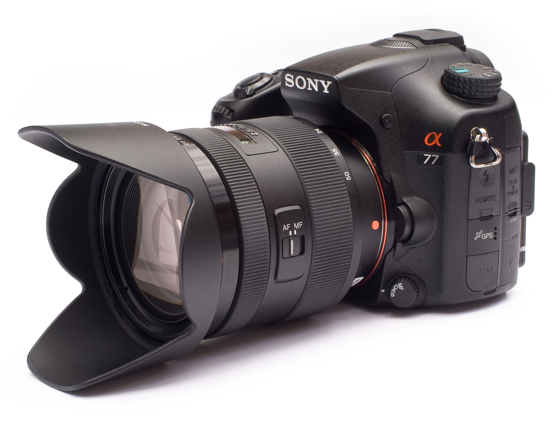 Sony α77 with 16-50mm f/2.8 SSM lens.