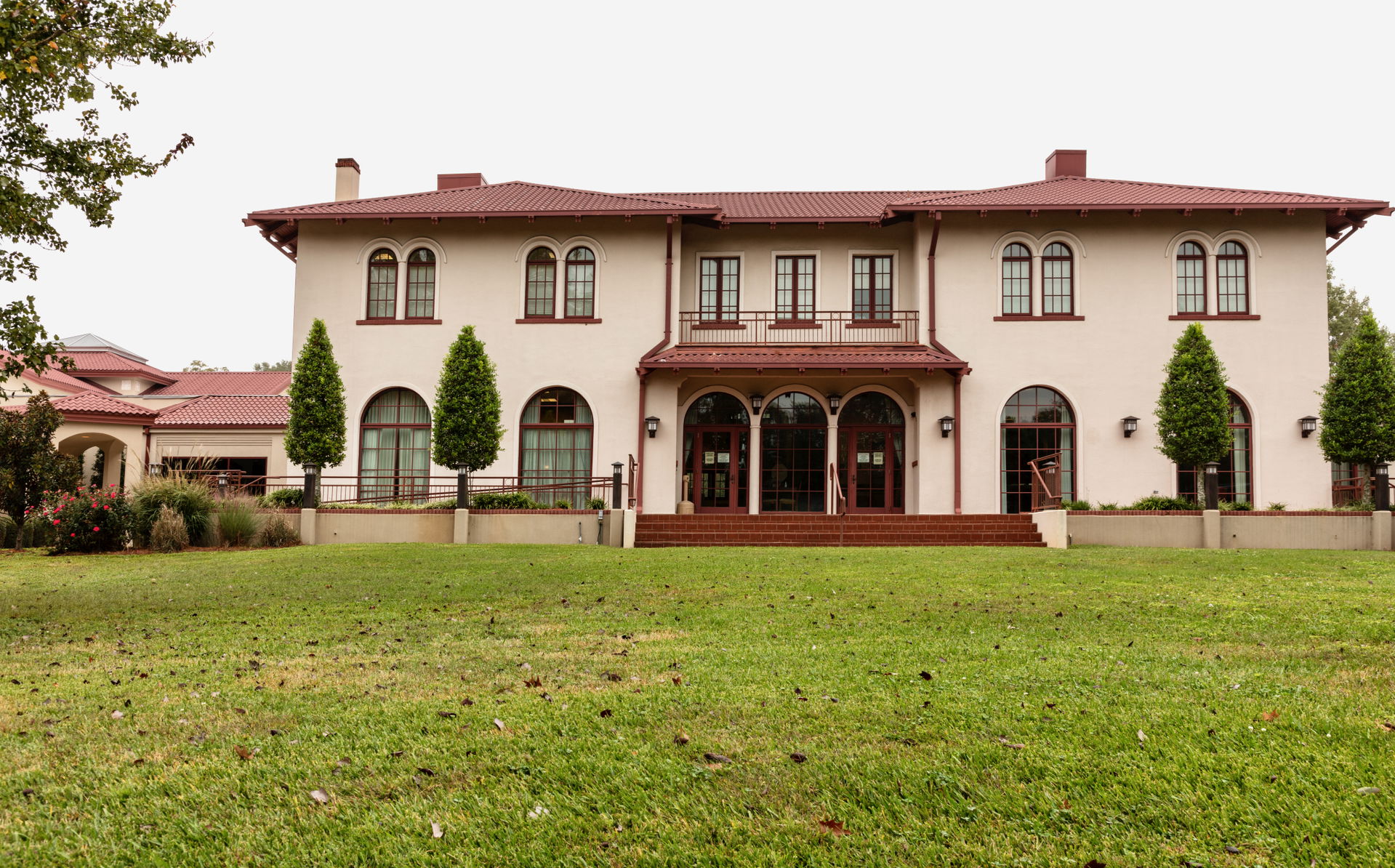 The Stewart Center, which houses the Webster Parish Library in …