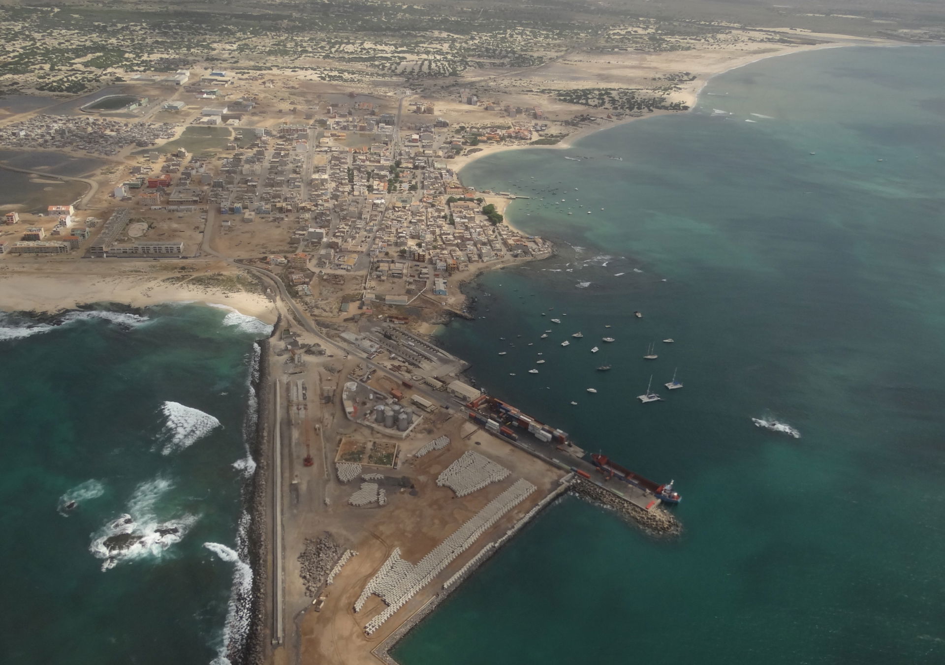 Sal Rei photographed from the west towards the east, from a pla…
