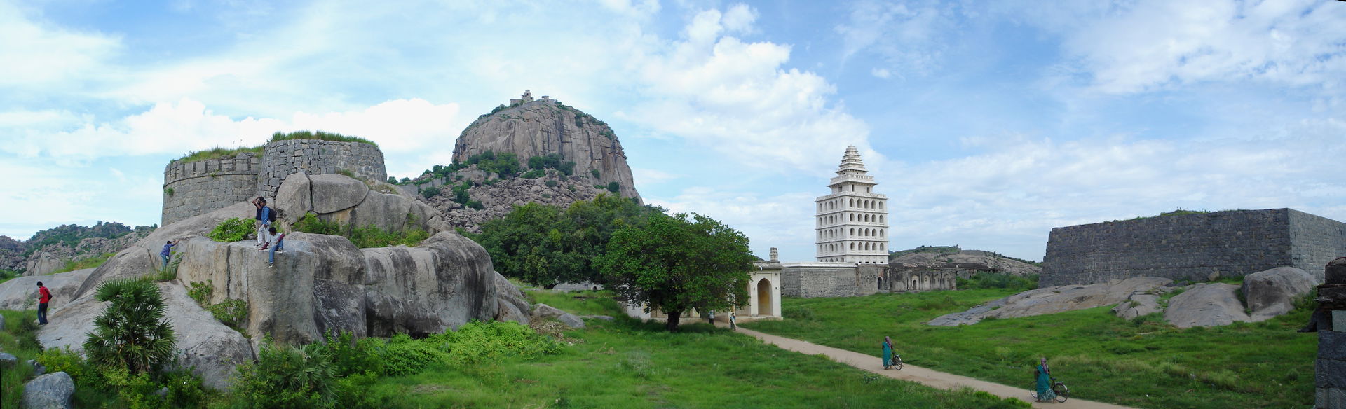 A view of the Rajagiri Citadel (atop the hill), Kalyana Mandapa…