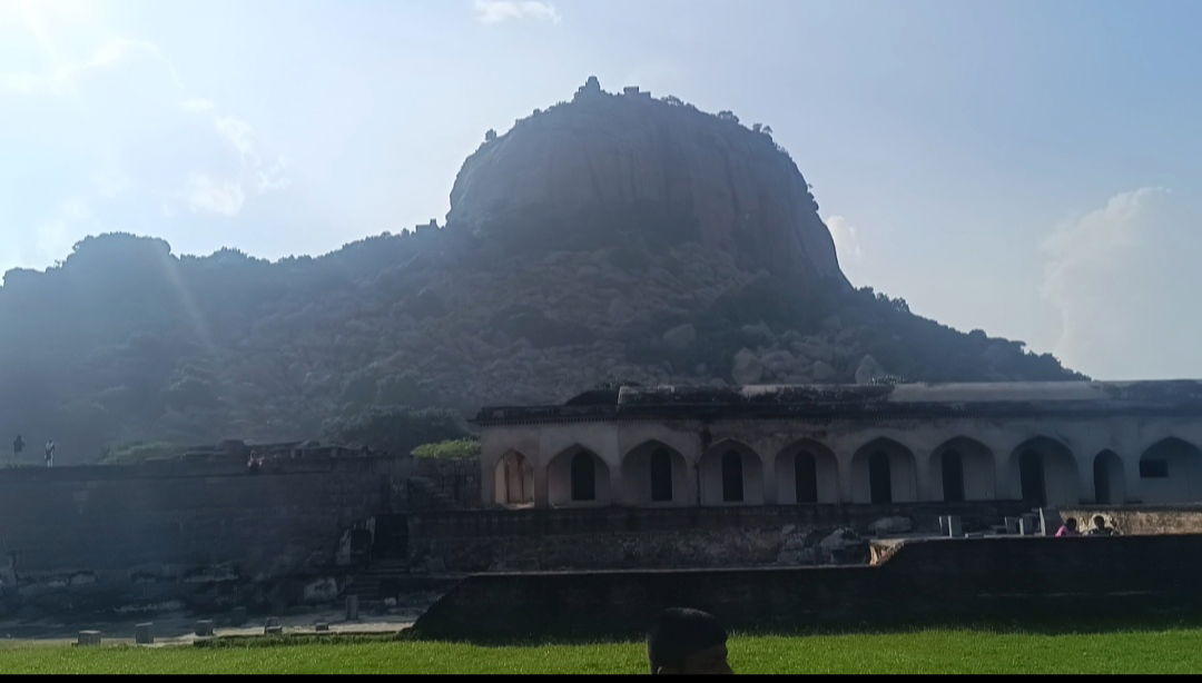 Gingee Raja fort
