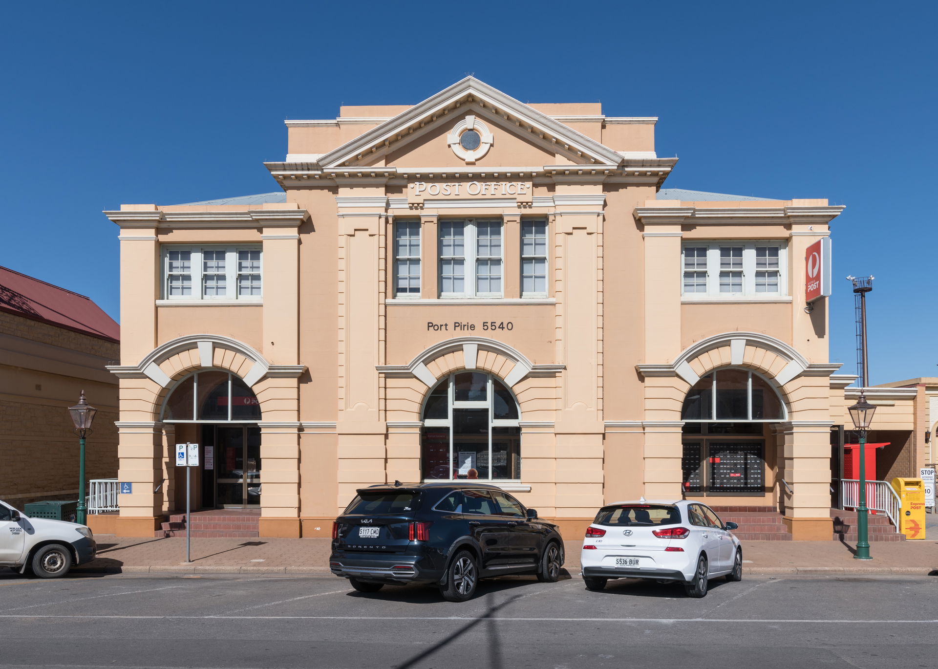 A west view of the post office in Port Pirie