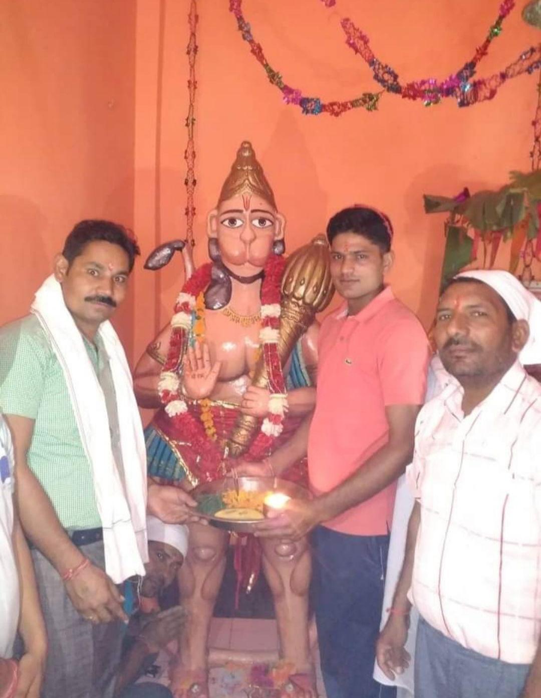 Thakurdwara Shri Sankat Mochan Hanuman Mandir is located in the…