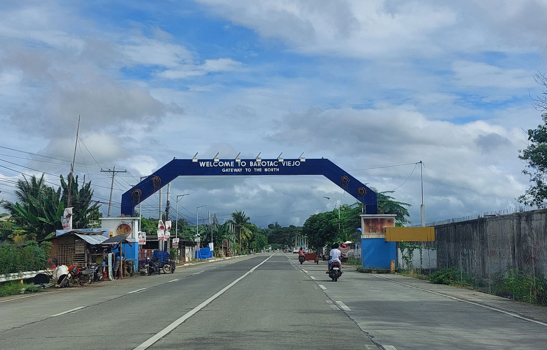 Welcome Arc of Barotac Viejo, Iloilo