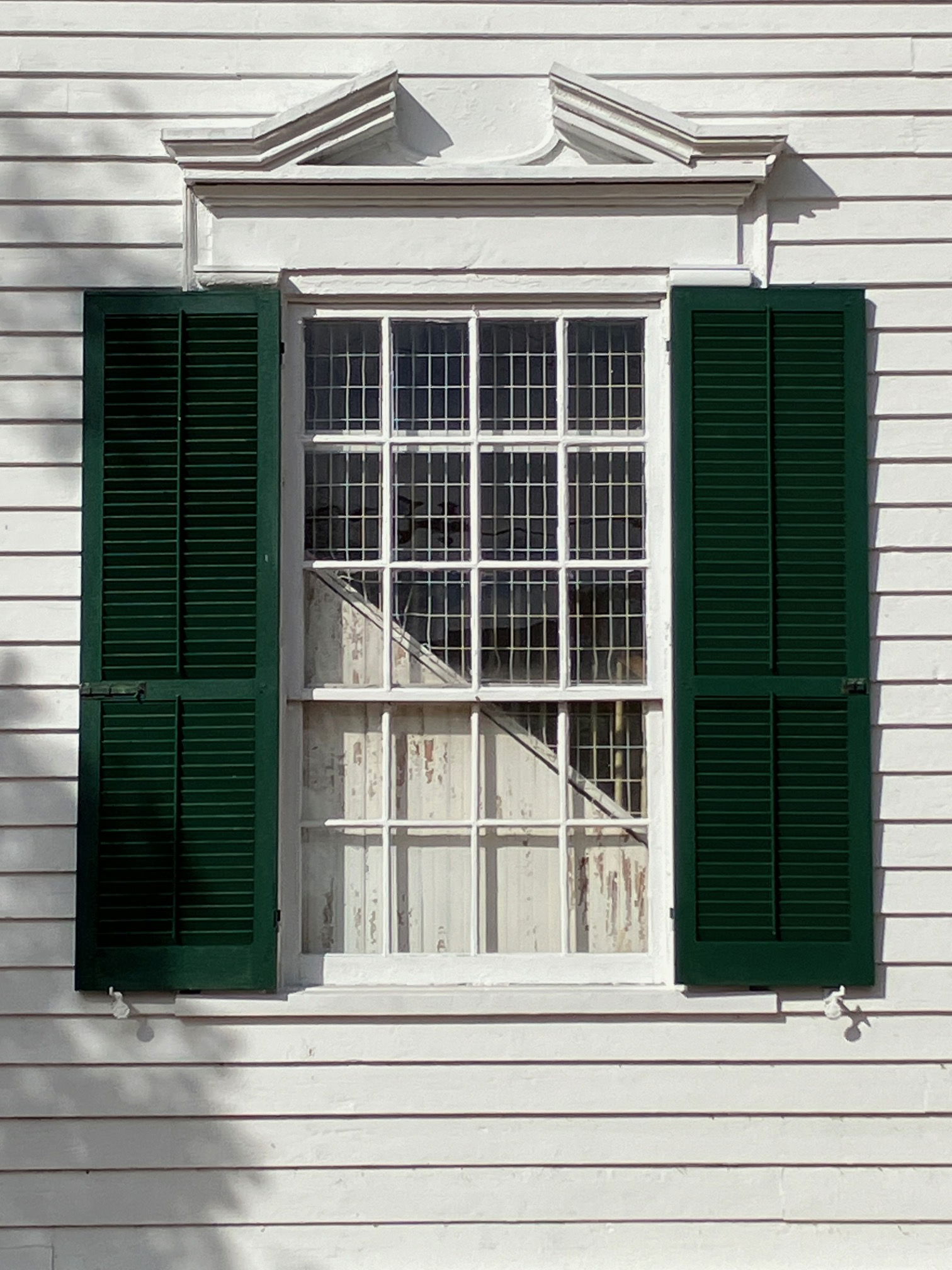 Built 1848-50.  Designed and built by Daniel Hand.