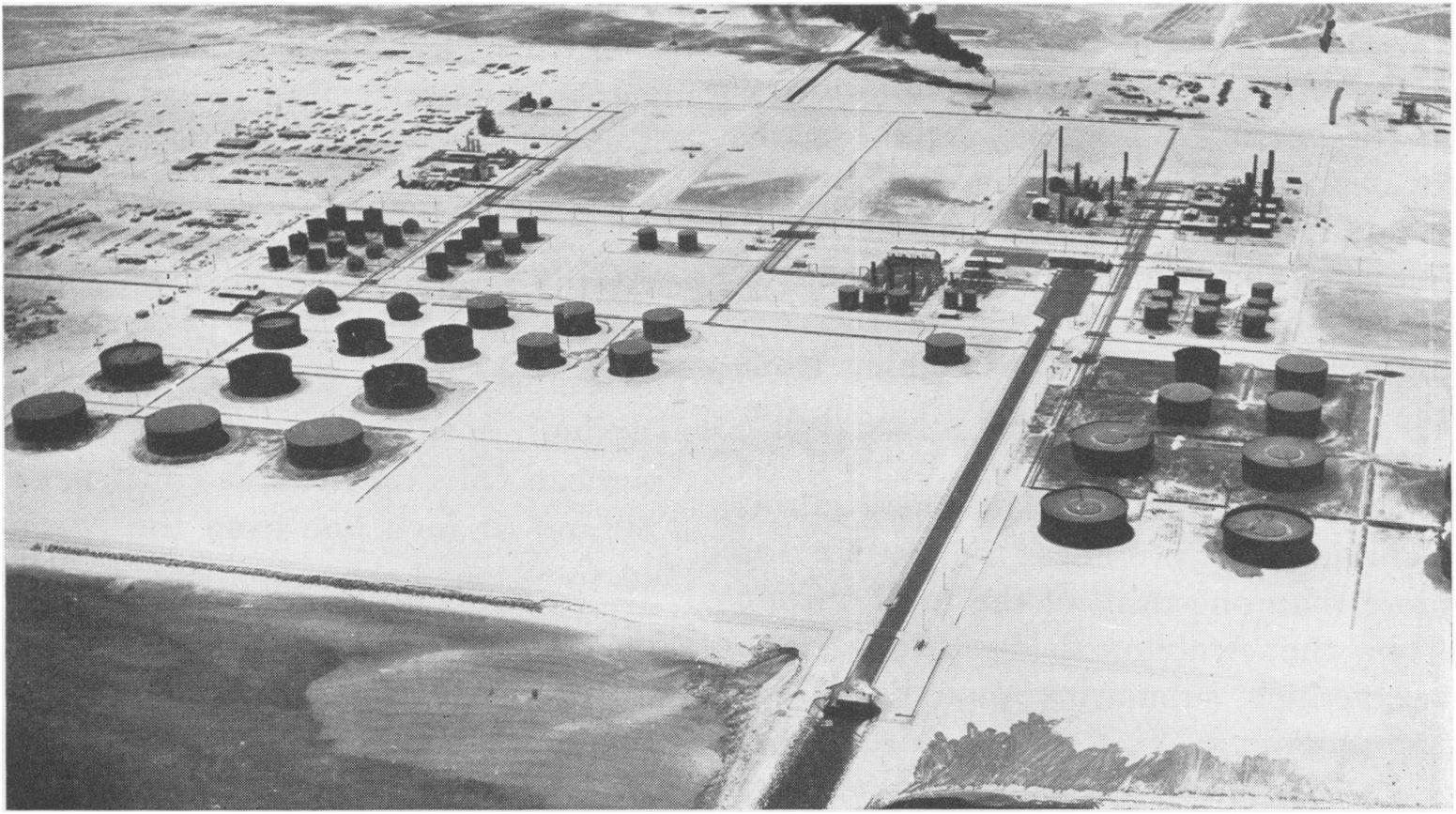 Part of the new mainland refinary at Ras Tanura.