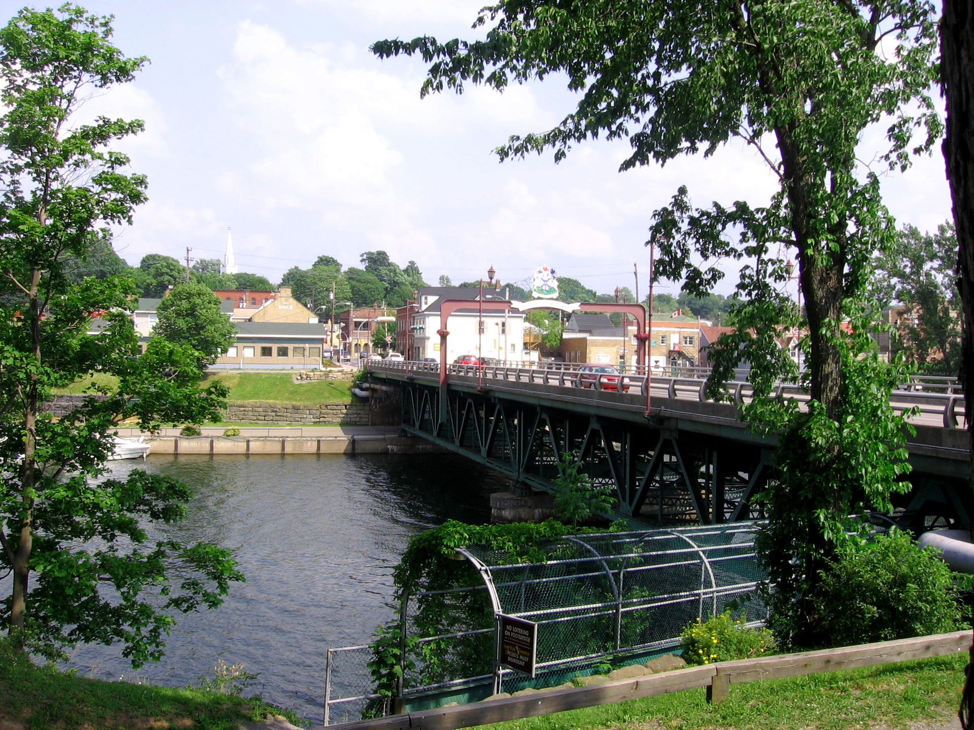 View of East River Bridge in New Glasgow