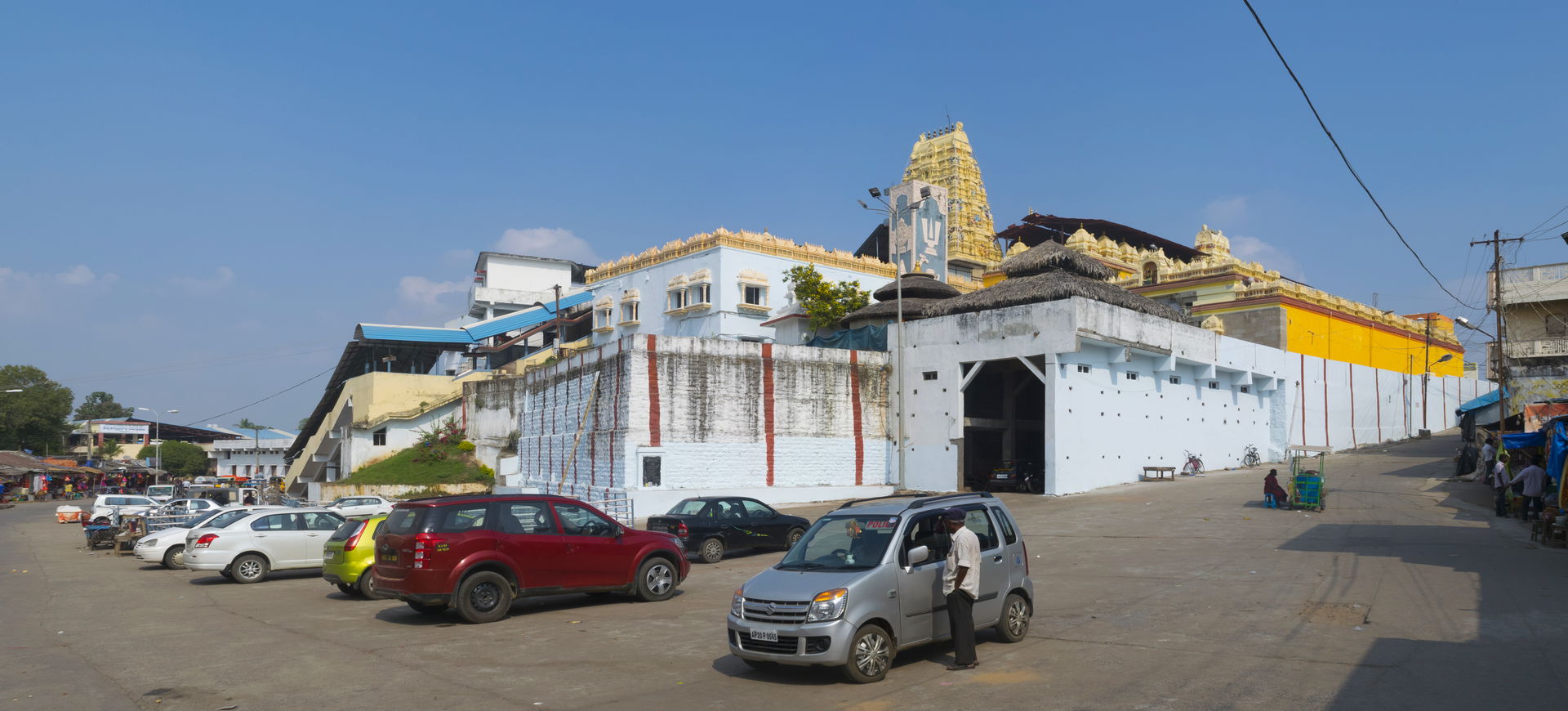 A view of the Lord Rama temple from Temple Road in Bhadrachalam