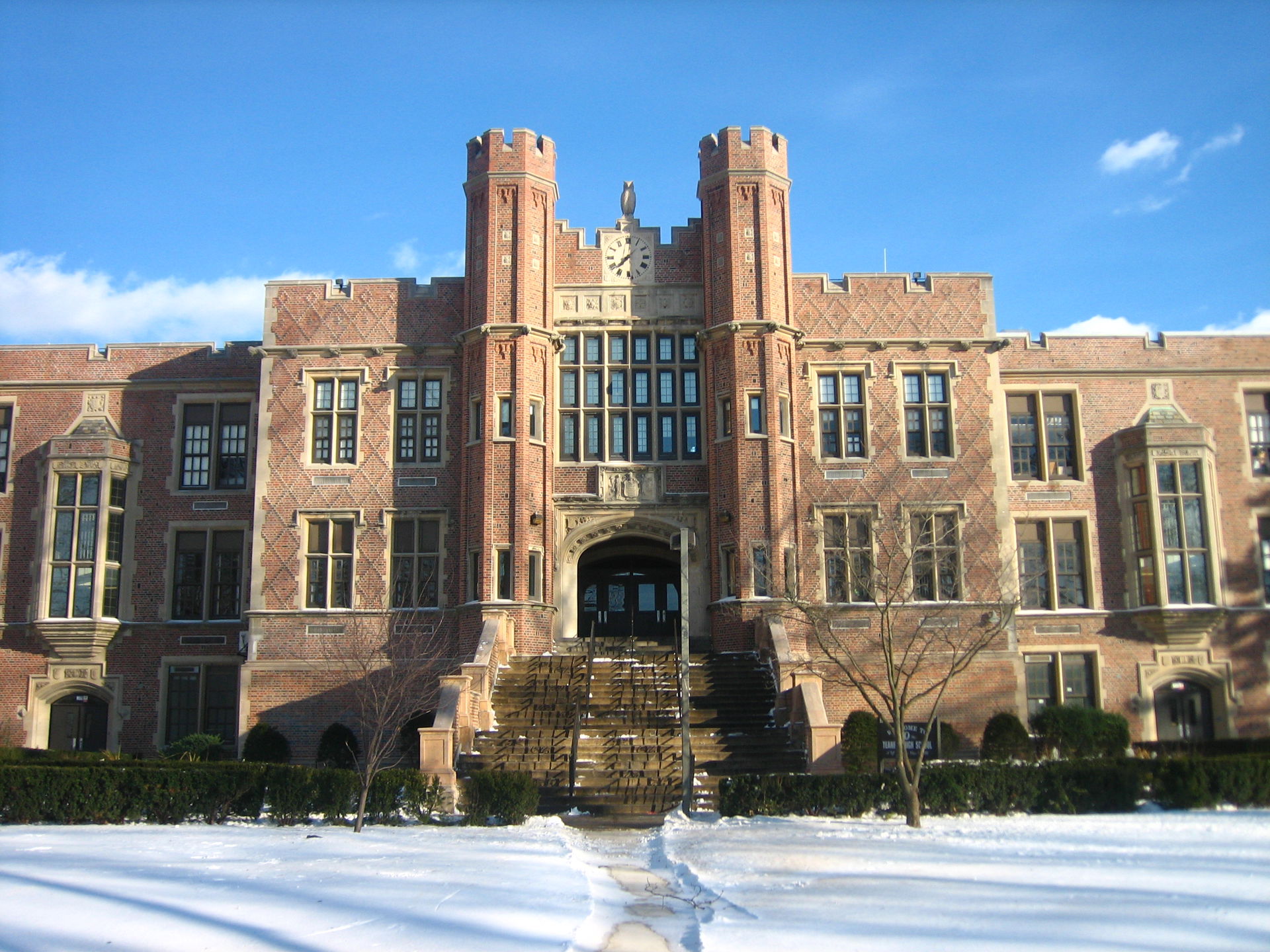 The main entrance to Teaneck High School, Teaneck, New Jersey