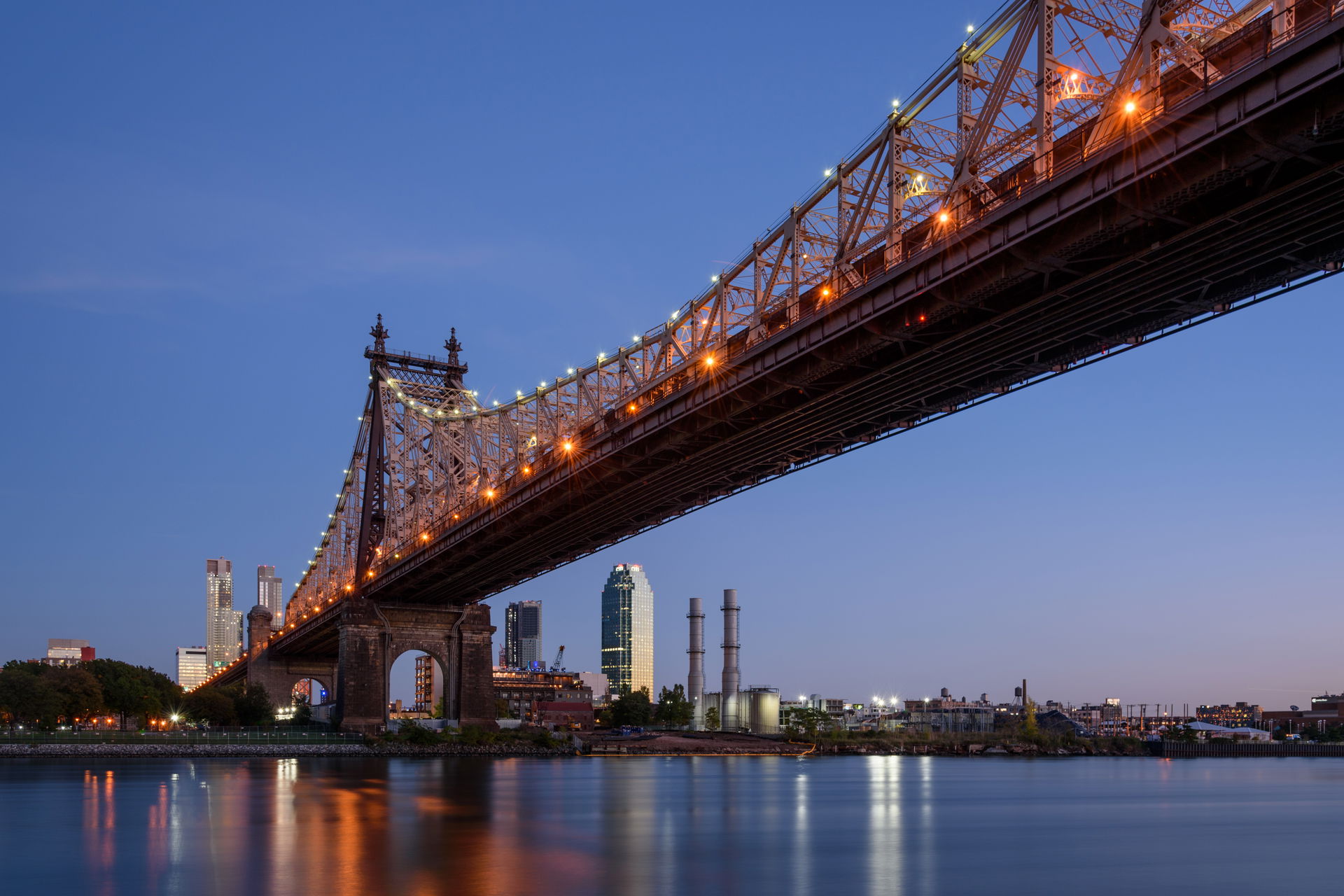 Queensboro Bridge, viewed from Roosevelt Island, New York City.