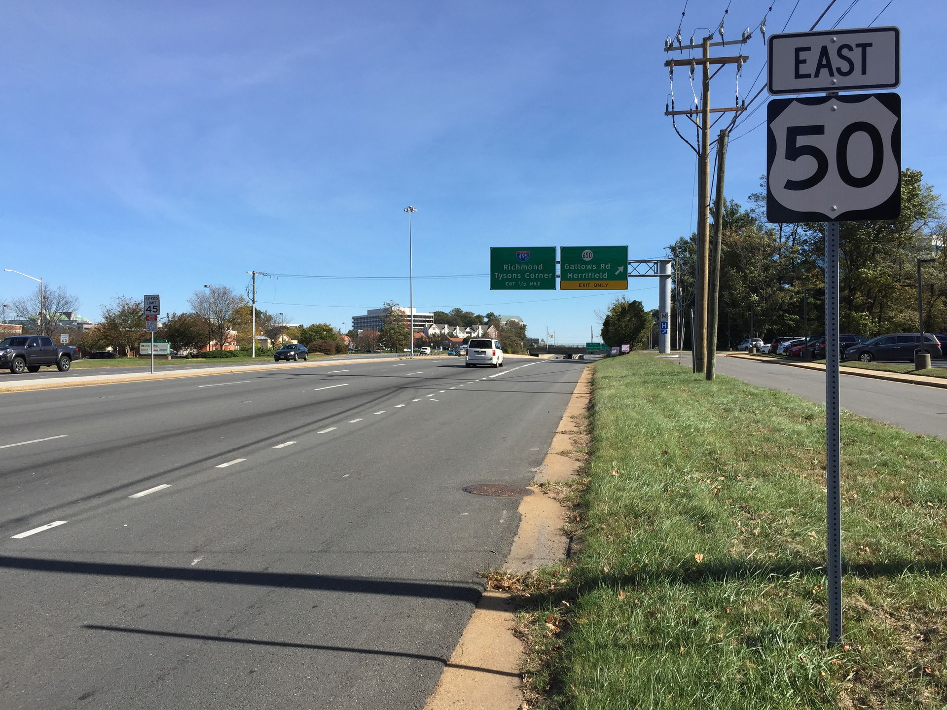View east along U.S. Route 50 (Arlington Boulevard) at Gallows …