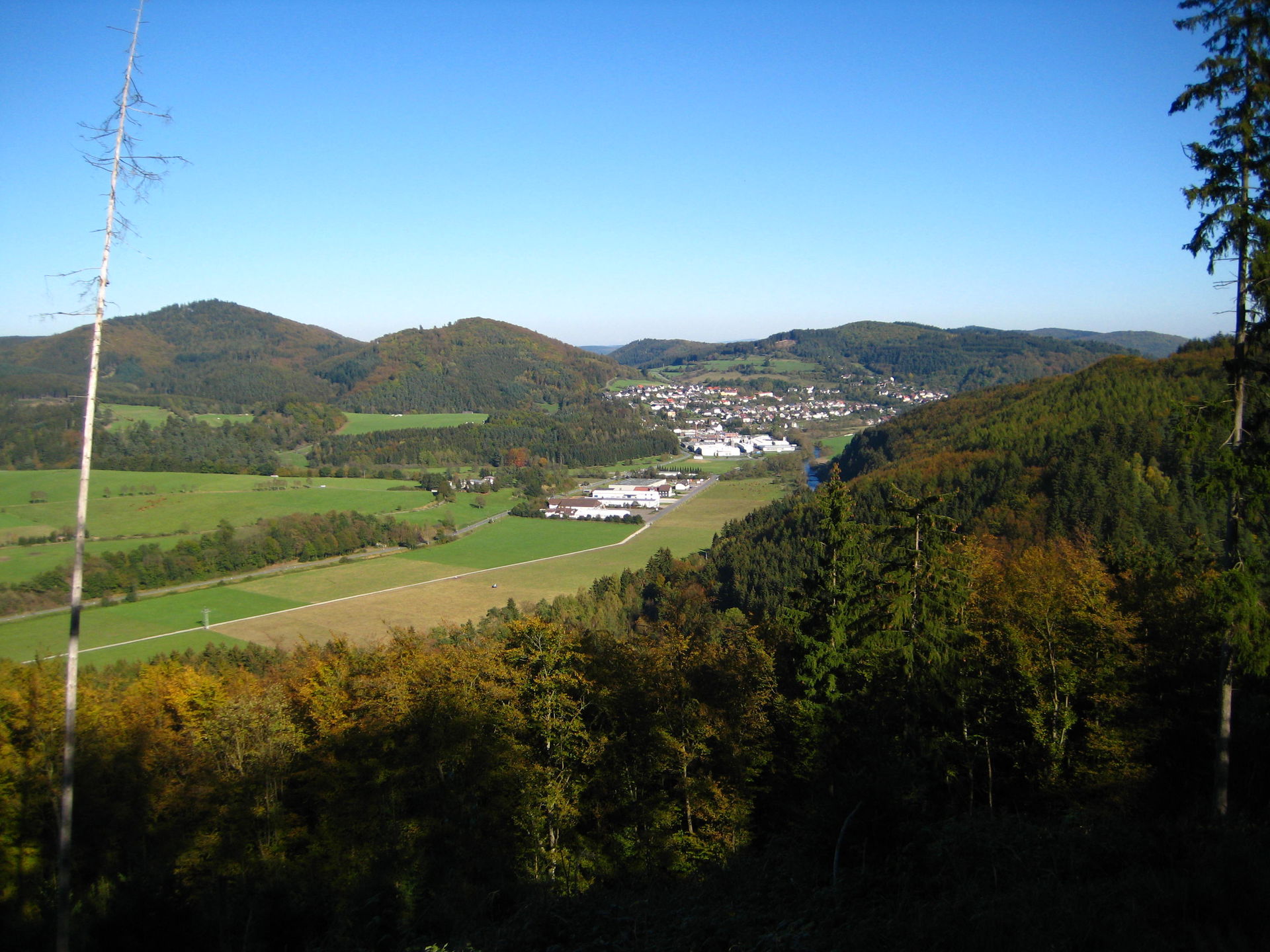 Blick vom Oscheid auf Hatzfeld
