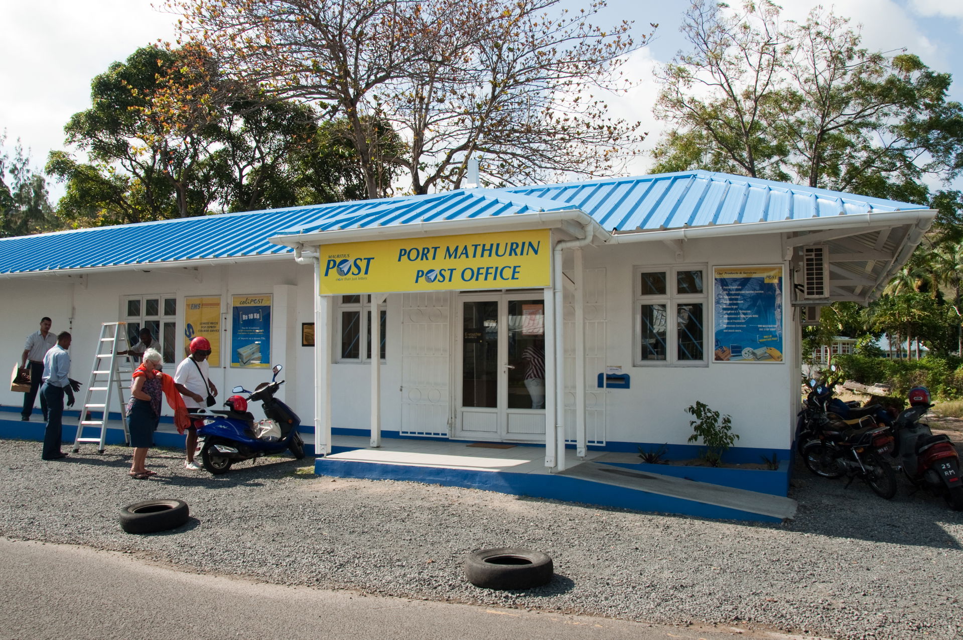 The building of the post office in Port Mathurin, the capital o…