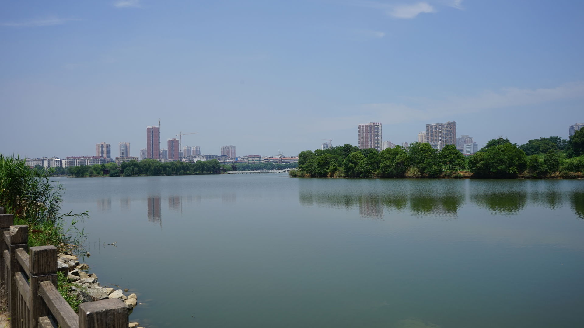 Red Star Lake and nearby buildings. Viewed from Qinglong Road.