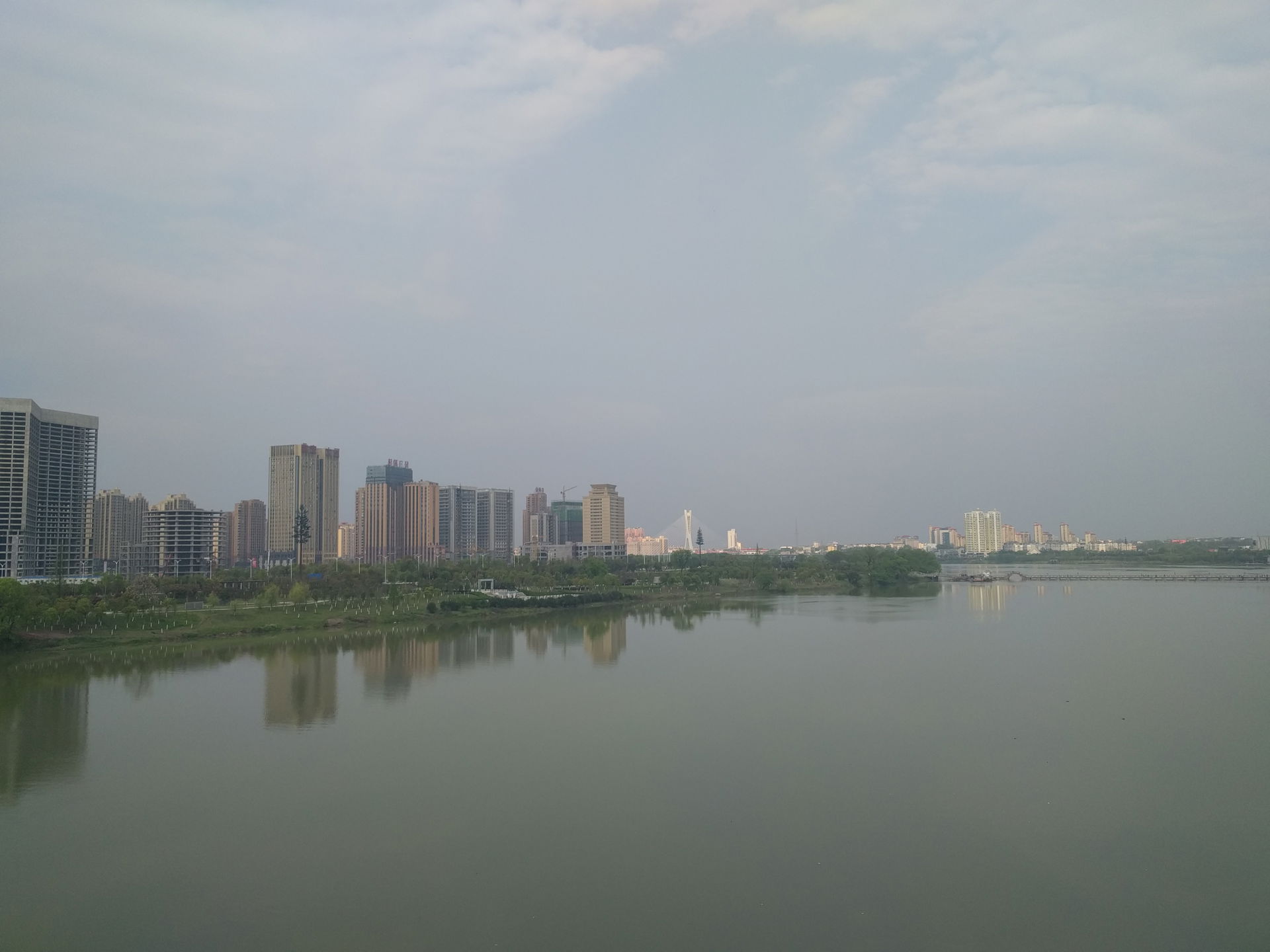 鹰潭大桥。