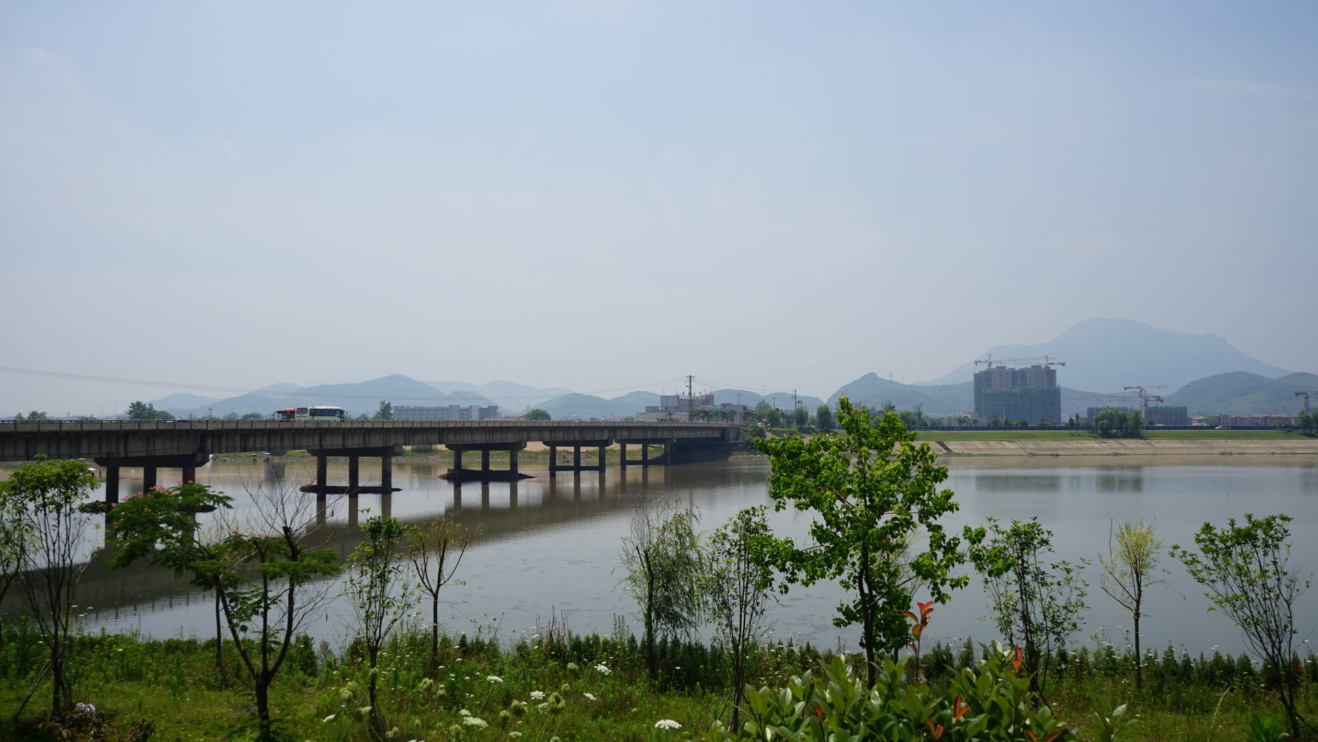 Daye Lake Bridge