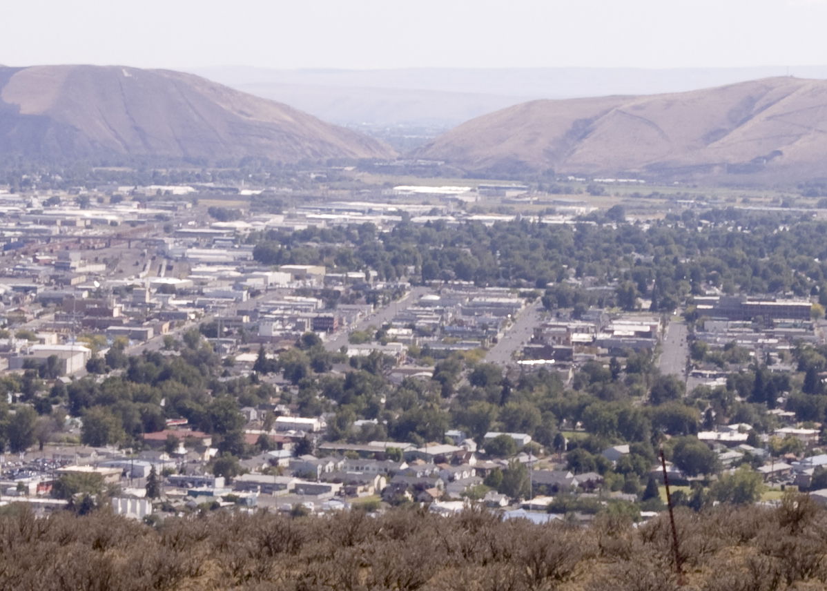 Yakima, WA, from Lookout Point (Union Gap in center of image)