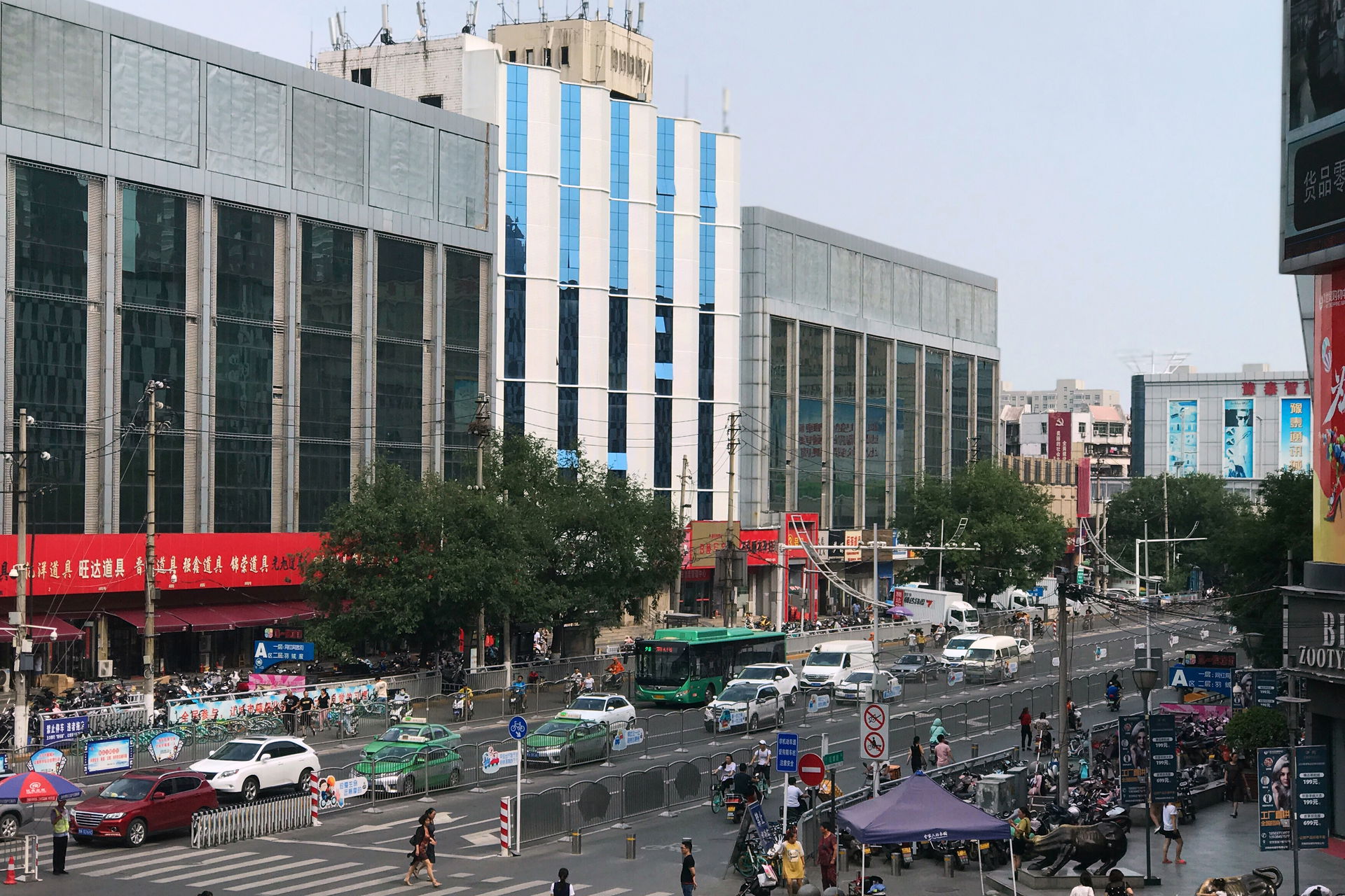 Qiantang Rd. in Zhengzhou