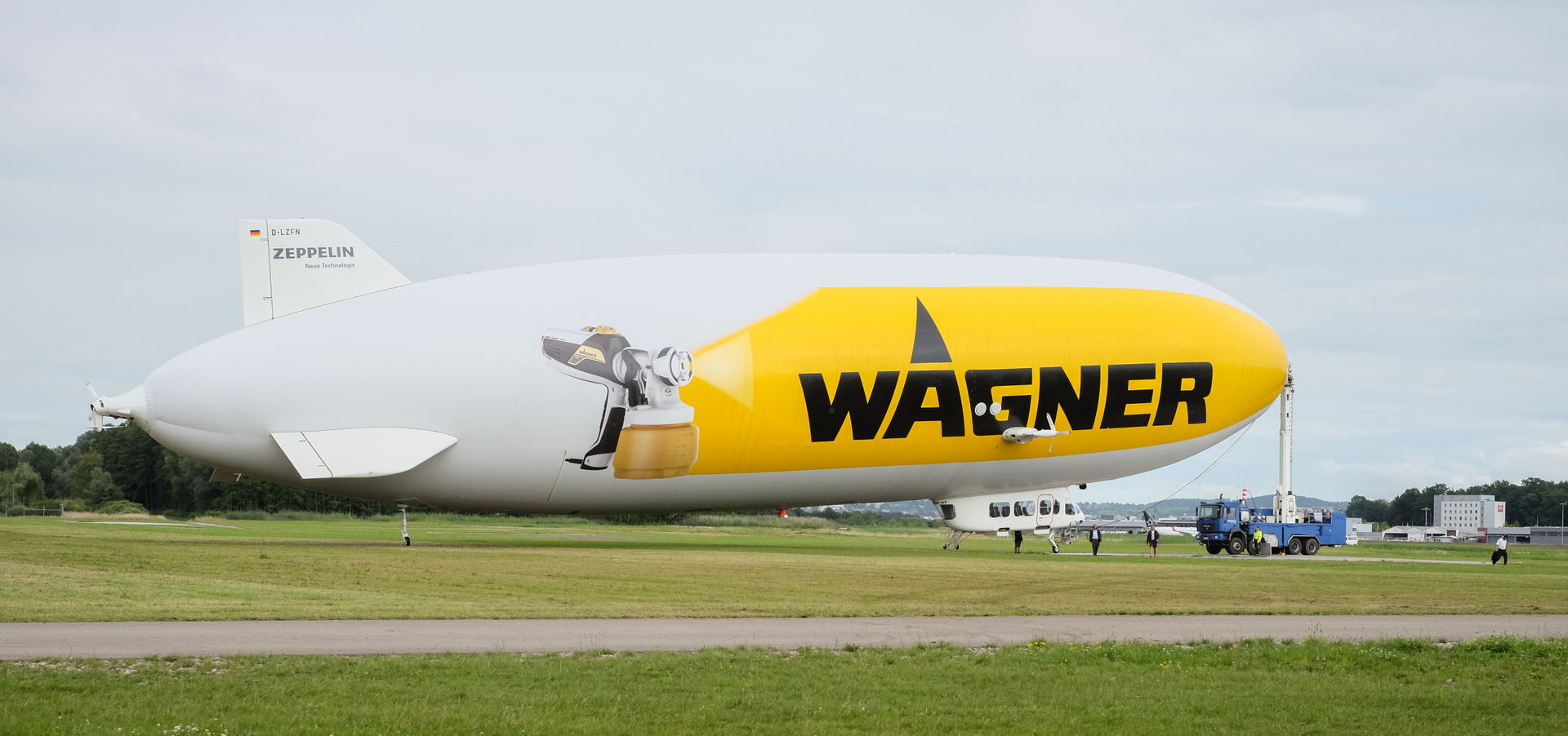 Airship D-LZFN Friedrichshafen, a Zeppelin NT, on the way back …