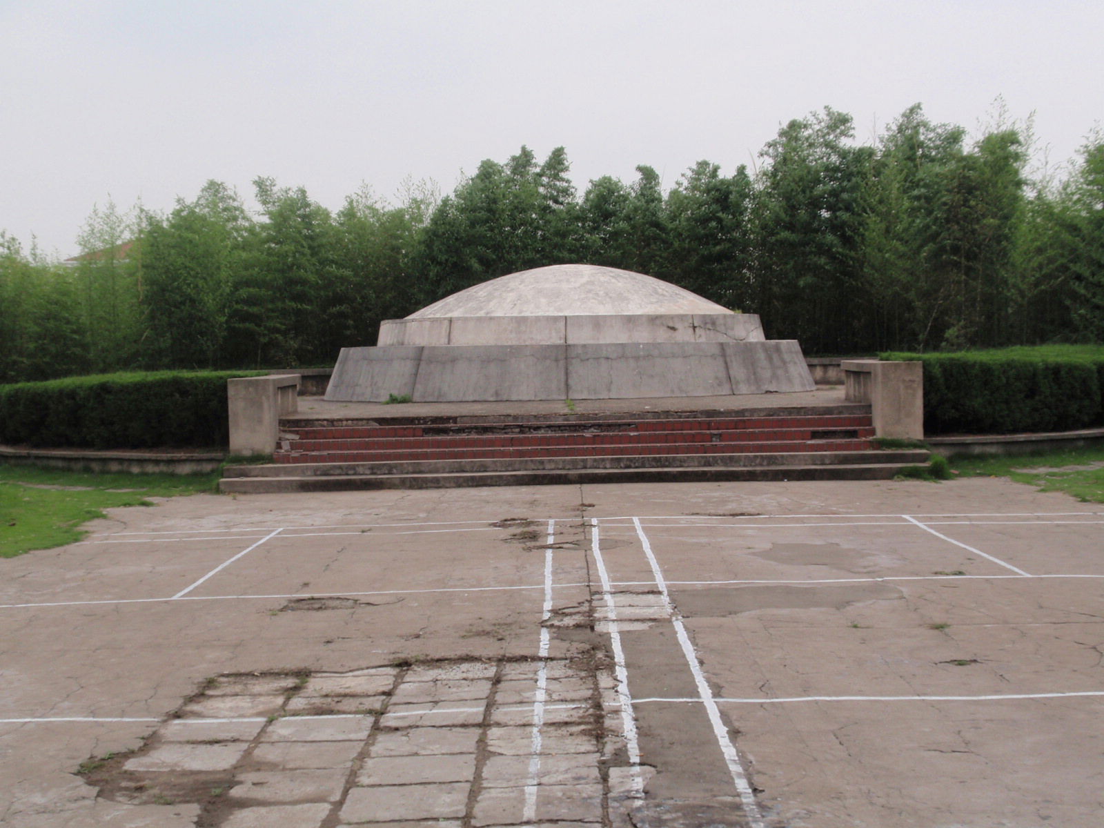 it was taken in the Zhonganlun Museum in the Taixing Park in Ta…