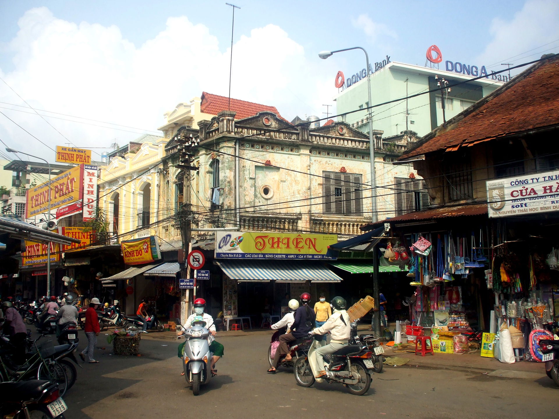 Một góc chợ Thủ Dầu Một thuộc thành phố Thủ Dầu Một, tỉnh Bình …