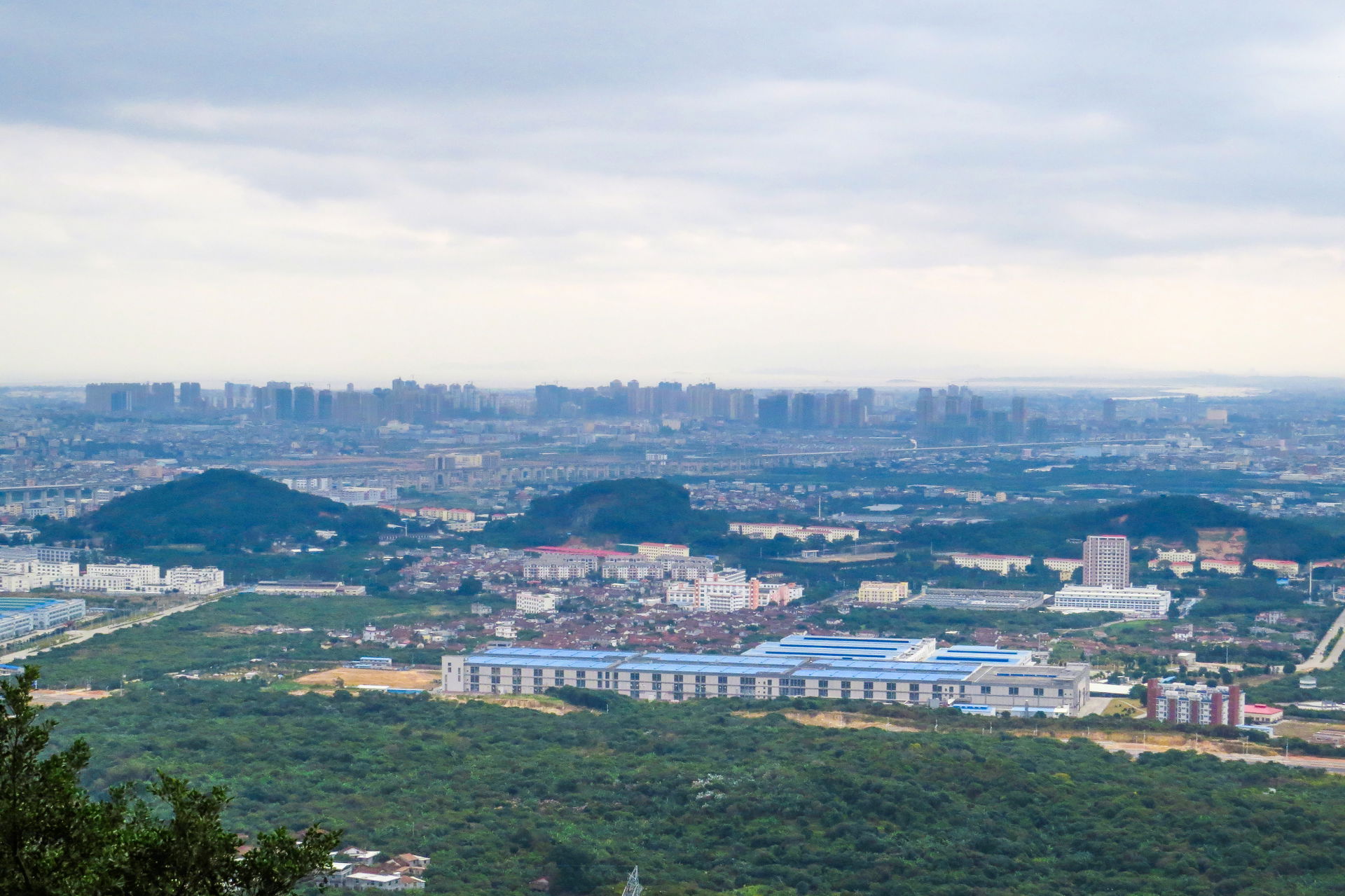 Right here is Sanshan Village.