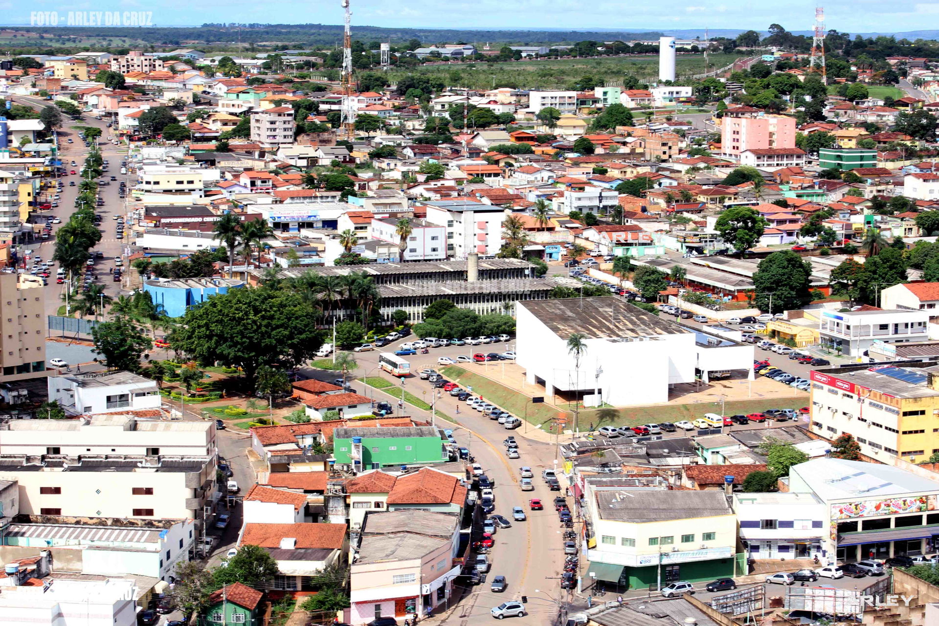 Vista aérea do centro de Luziânia Goiás, Rua do Comércio, Centr…