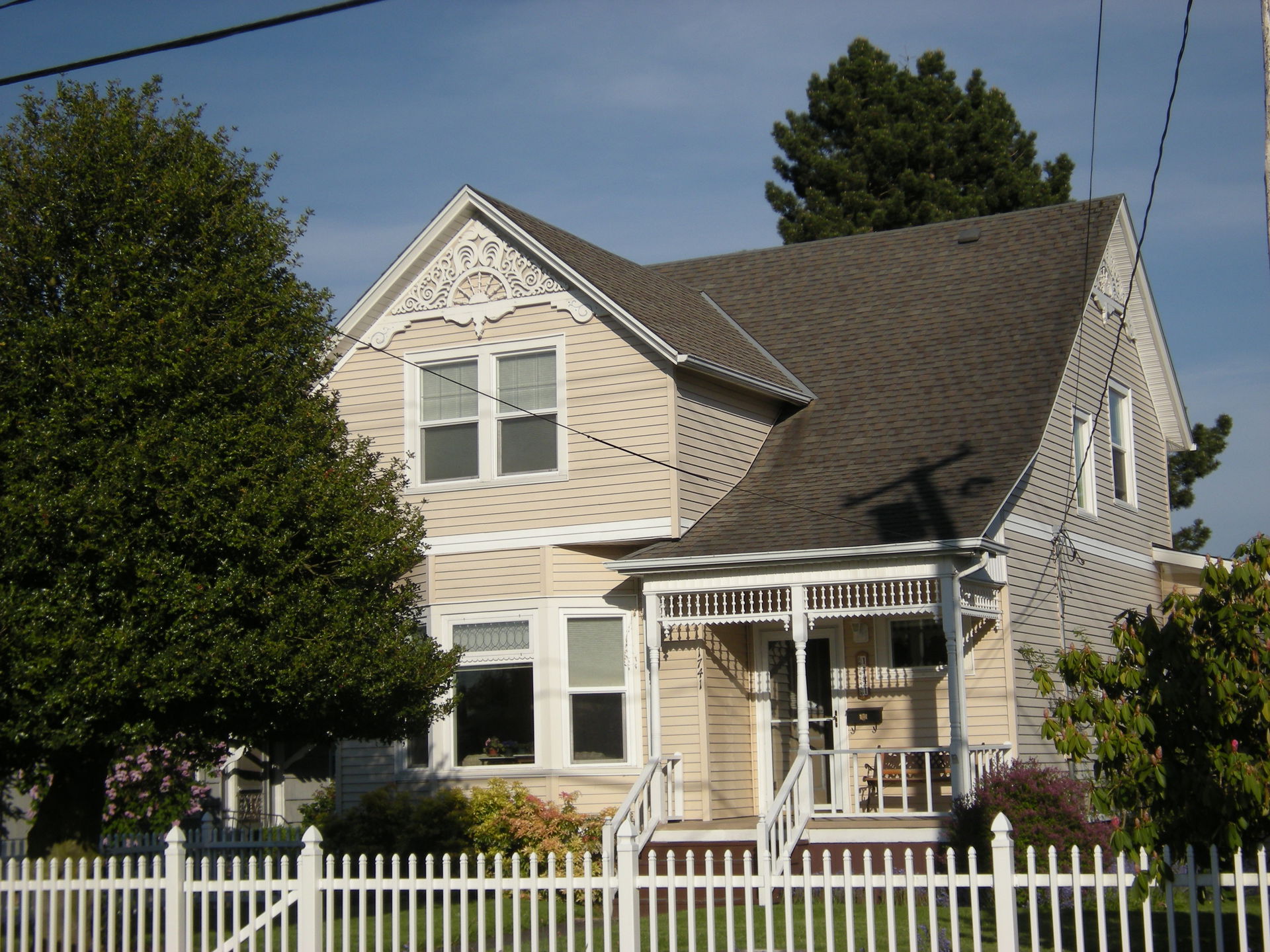 1741 Marion Street, Enumclaw, Washington, USA.