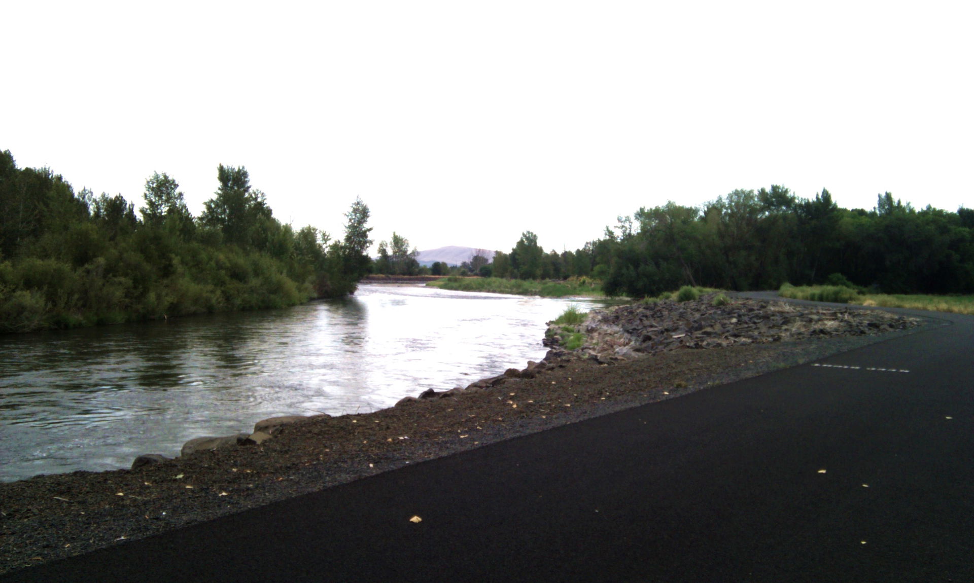 A bend in the river beside the Yakima Greenway, in Union Gap, W…