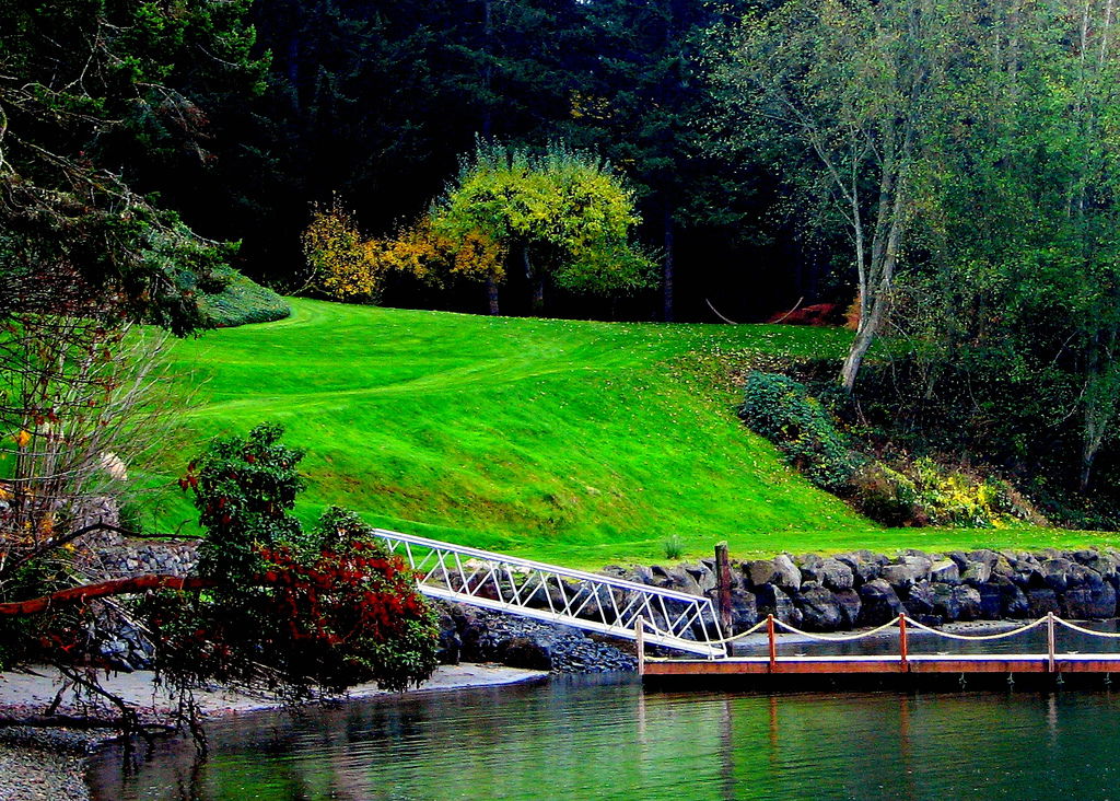 Bainbridge Island, WA