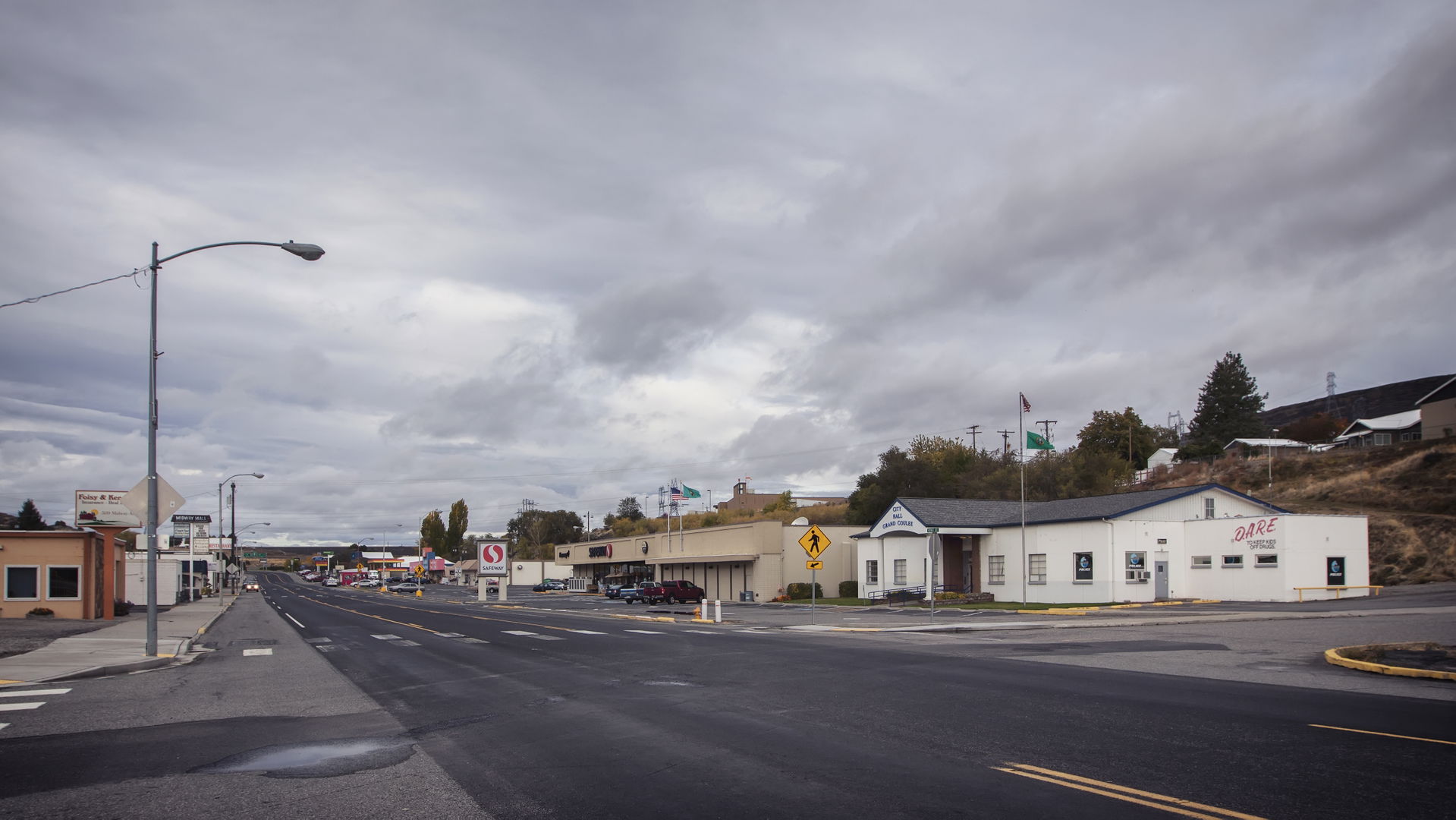 Midway Avenue, Grand Coulee, WA