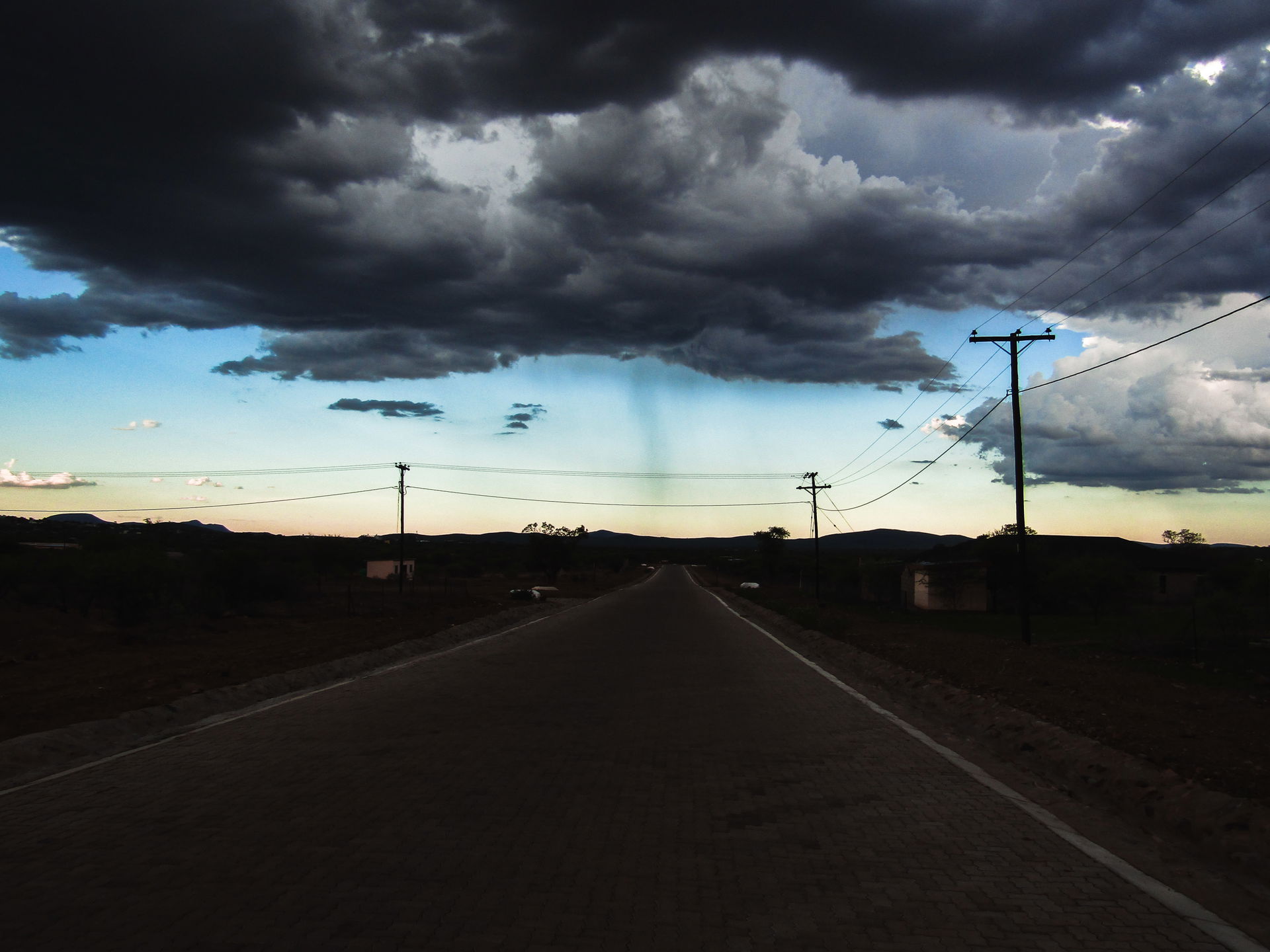 Perfect landscape, you combine the road and the clouds you're s…