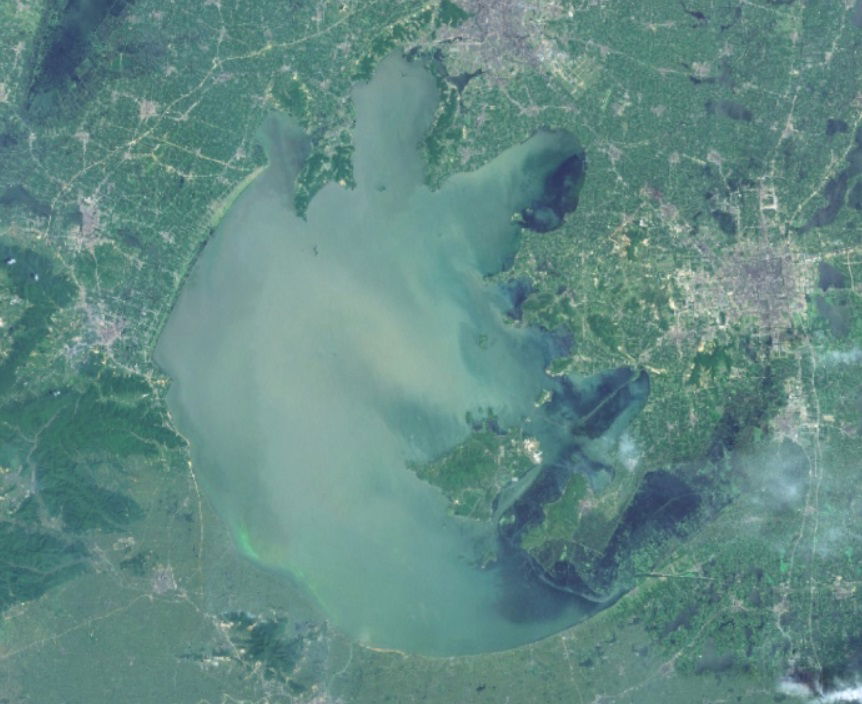 Lake Taihu, one of the largest lakes of China.