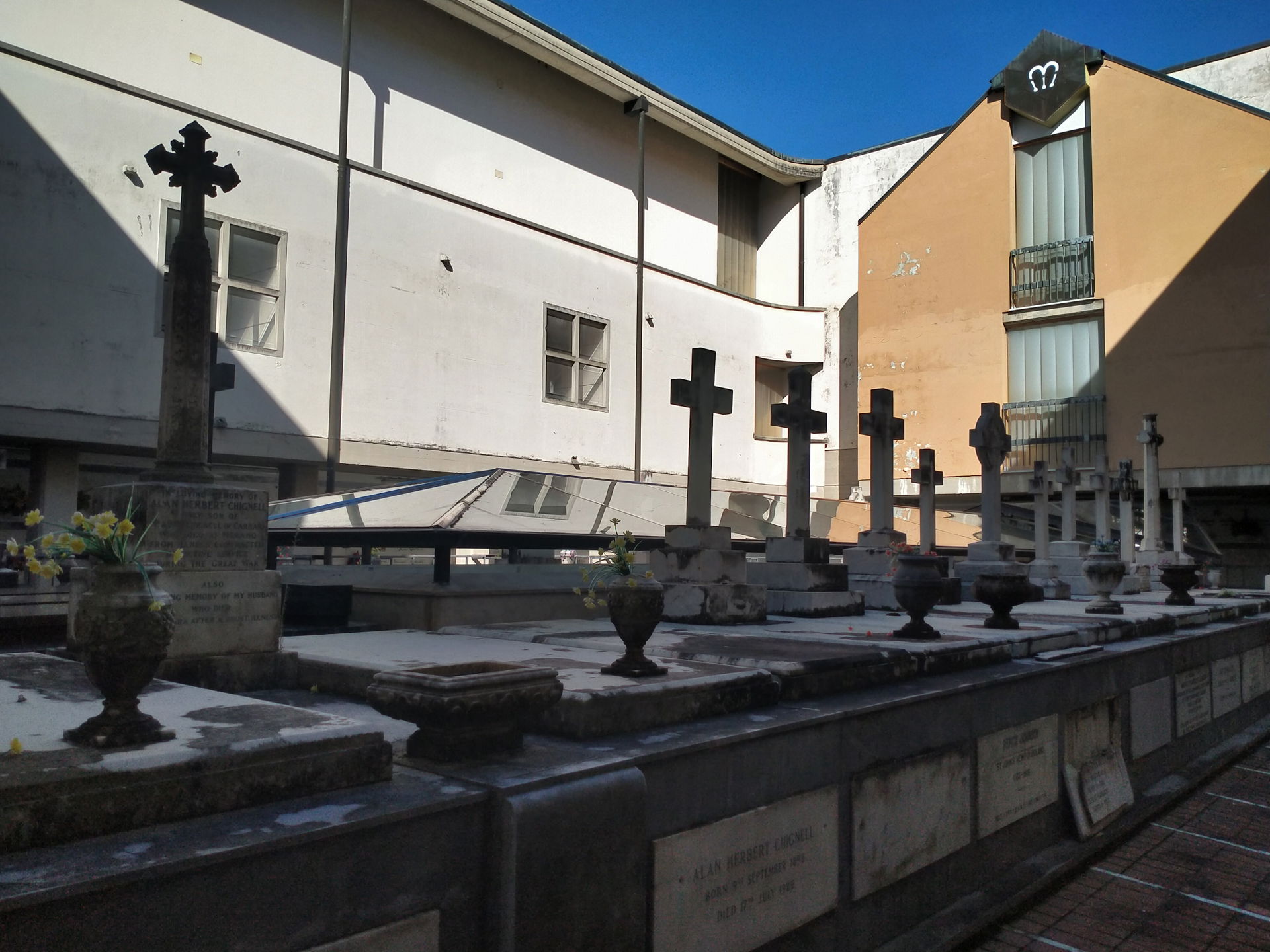 Resti del Cimitero Inglese di Viareggio