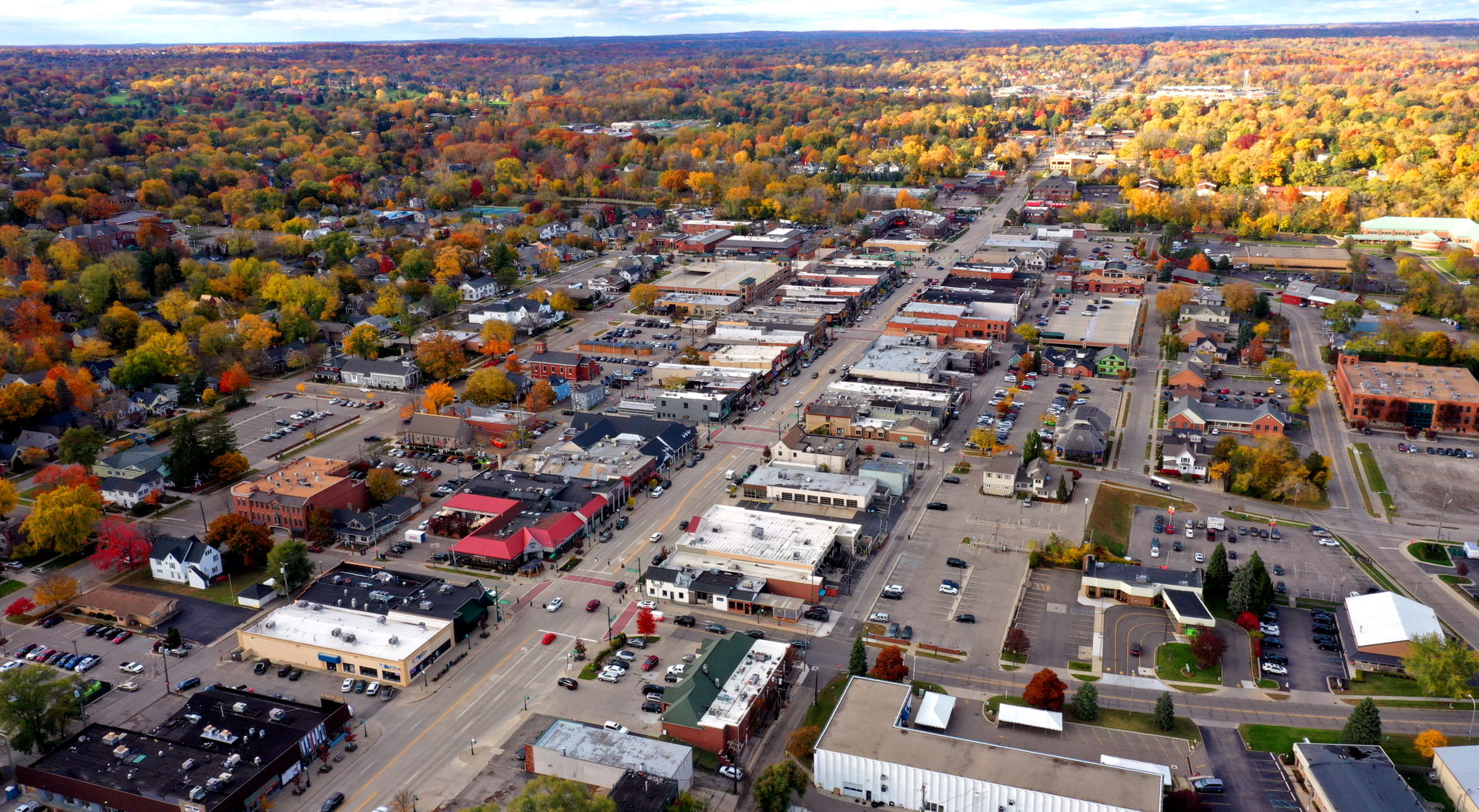 Looking north over Downtown Rochester, Michigan in Detroit's fa…