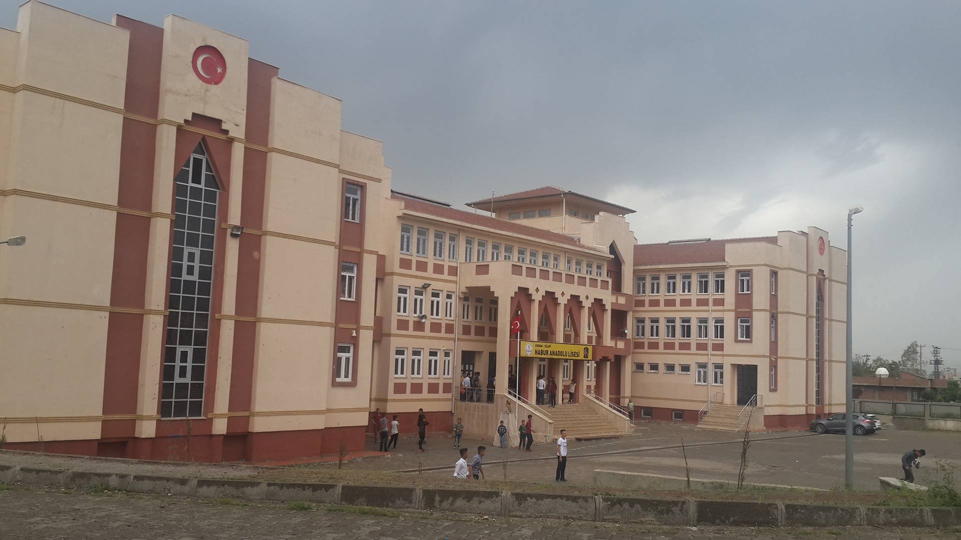 Habur Anadolu Lisesi