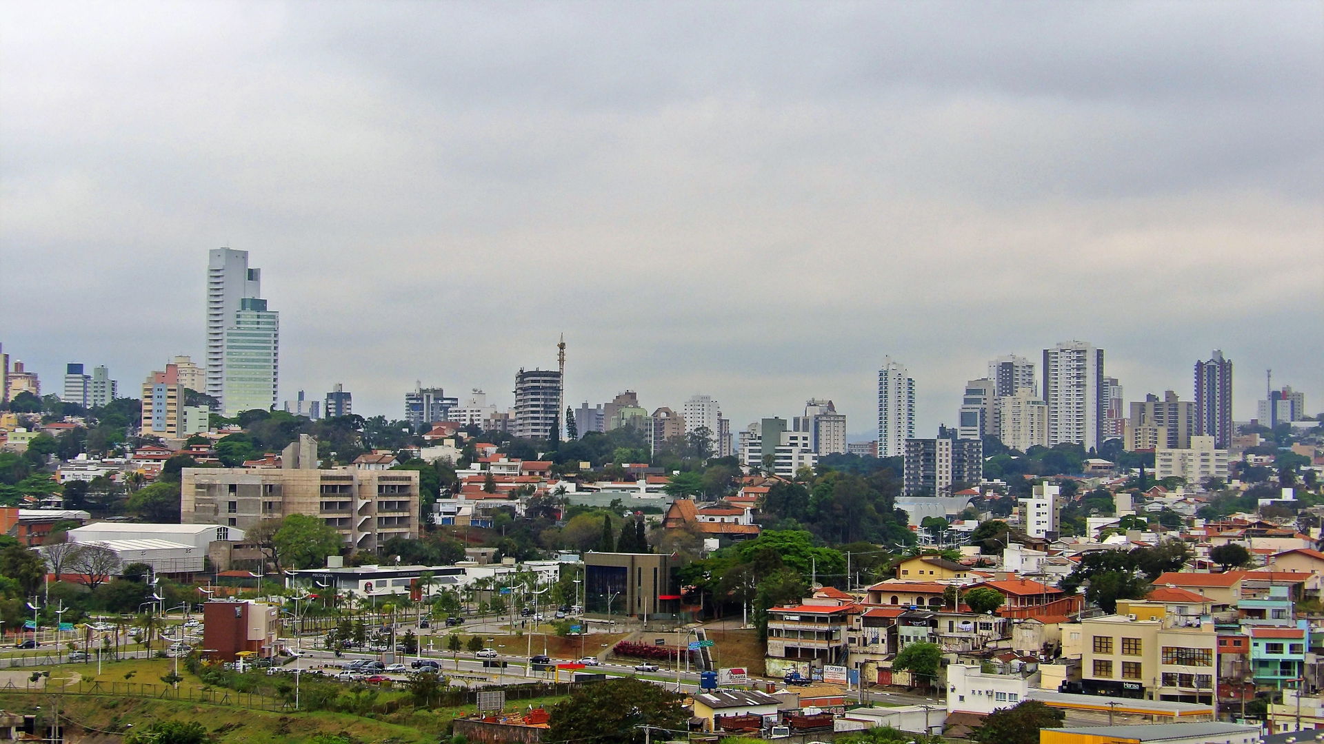 View of the Nove de Julho Avenue area, from Vila Hortolandia. S…