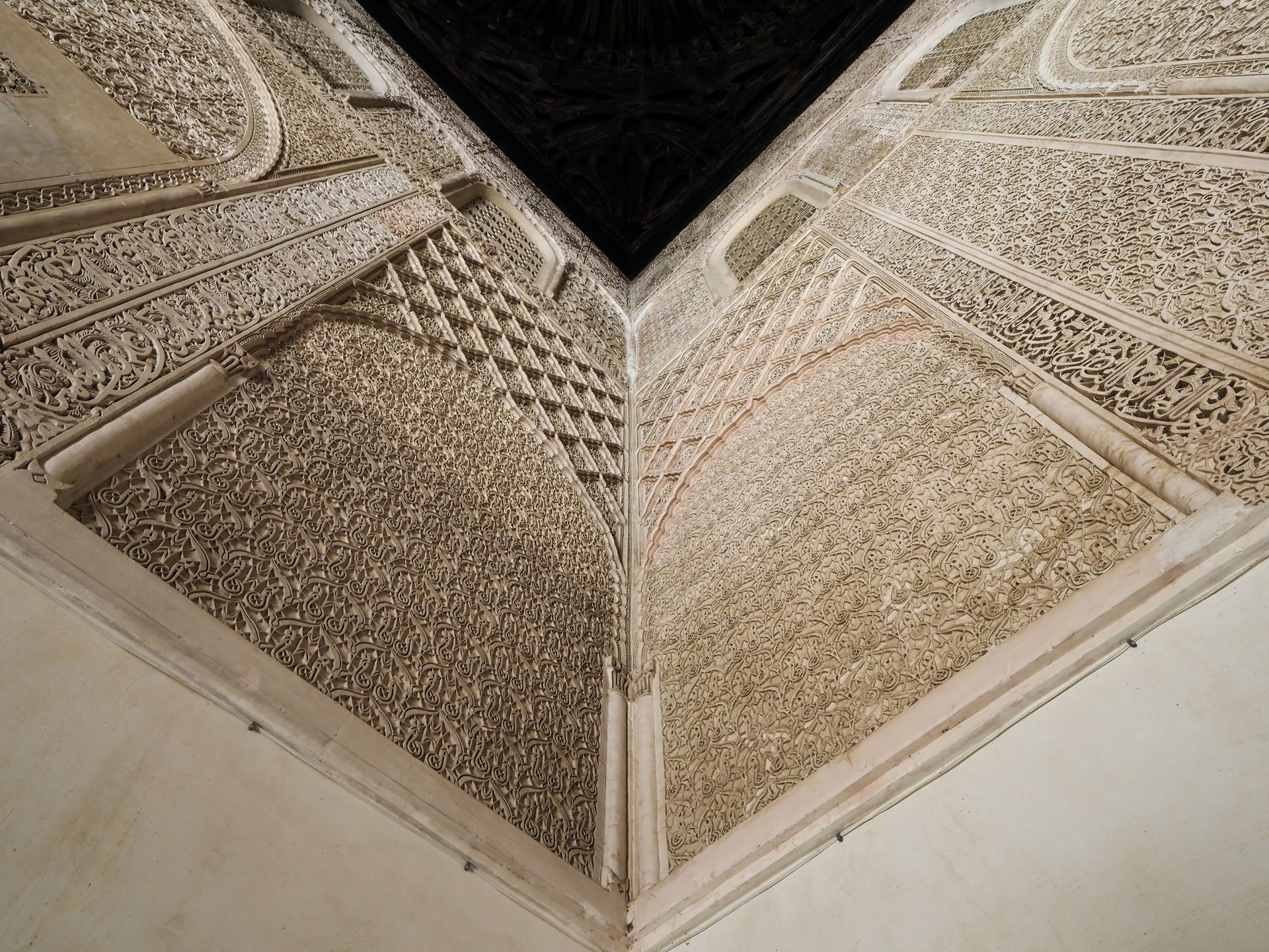 stucco decoration, Bou Inania Madrasa, Fez, Marocco (المدرسة ال…