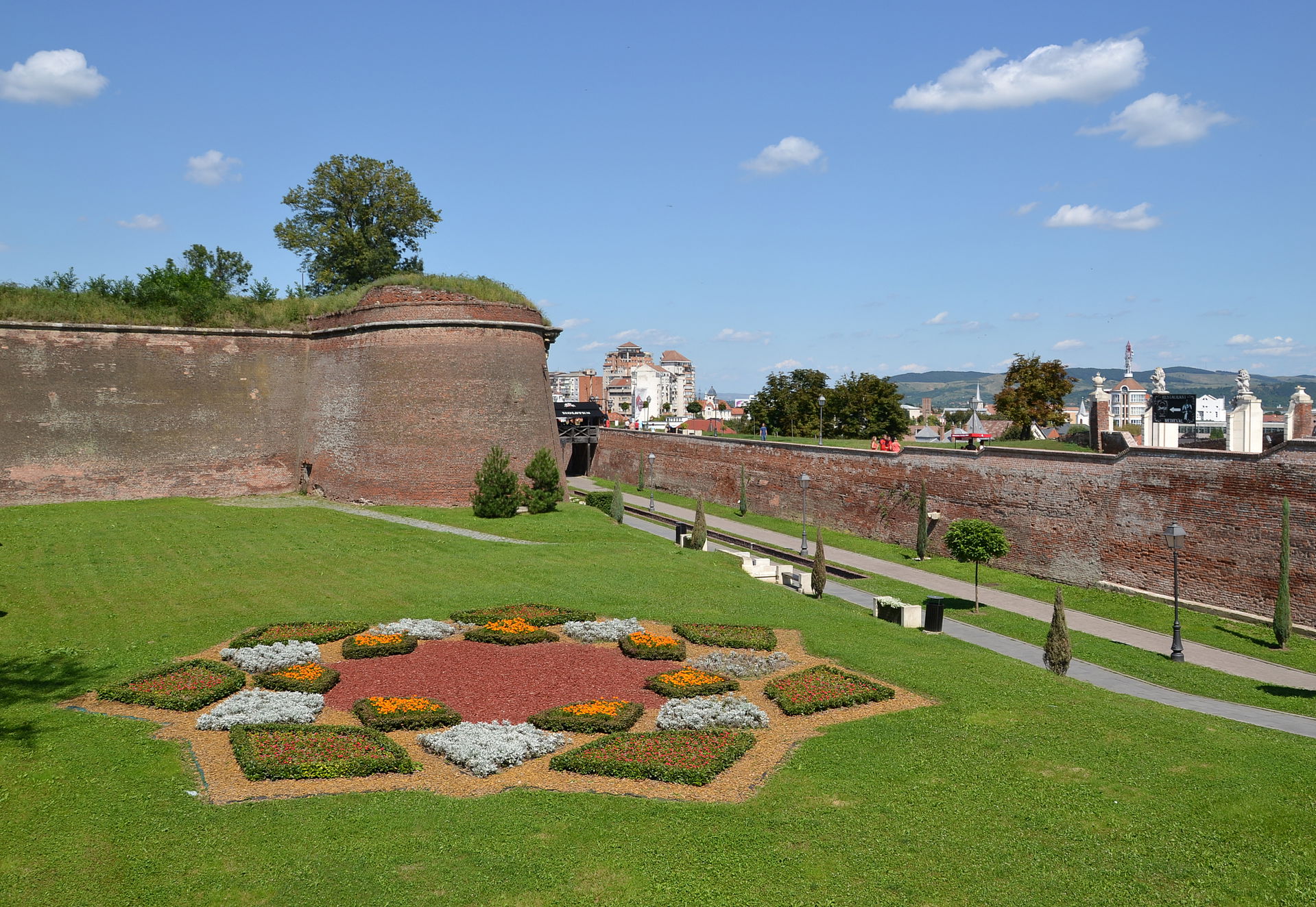 Alba Iulia (Gyulafehérvár, Karlsburg), Romania - fortress