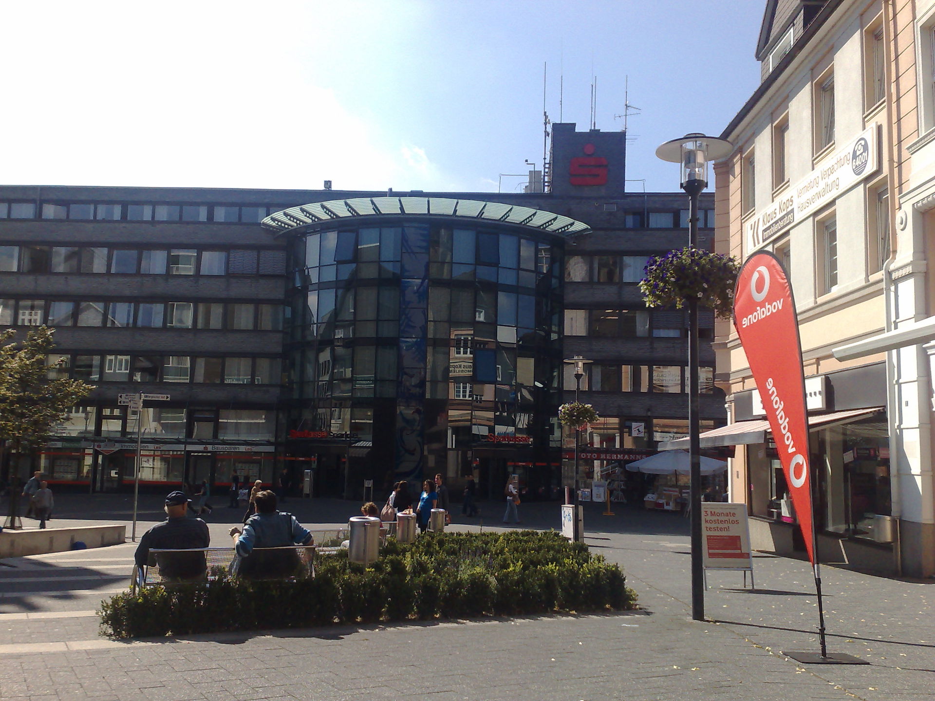 Sparkasse und Lindenplatz, Gummersbach