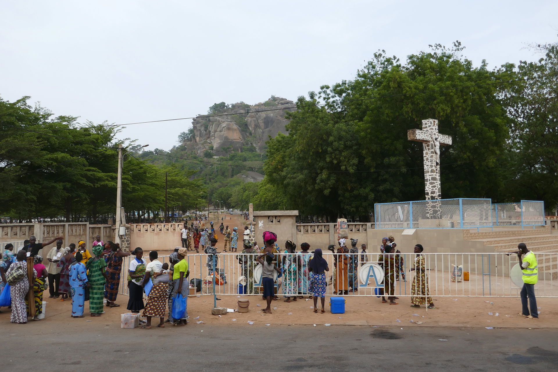 Cérémonie au calvaire de Dassa-Zoumé (Bénin).
