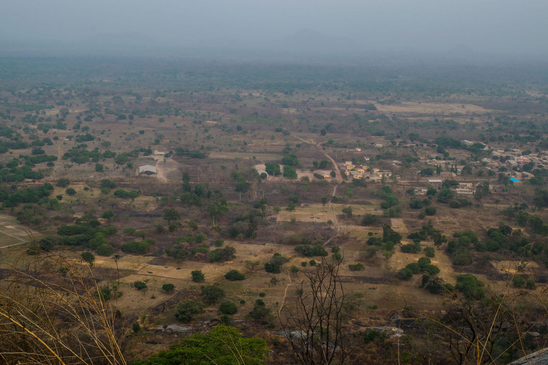 Vue de la ville de Dassa Zoumè depuis les collines de Kamaté à …