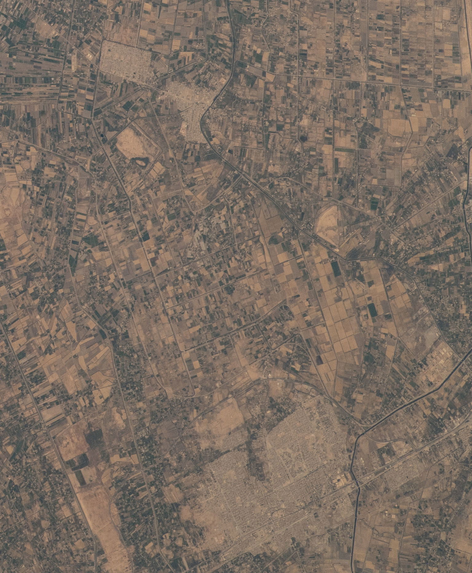 View of Earth taken during ISS Expedition 67. towns Al Yusufiya…