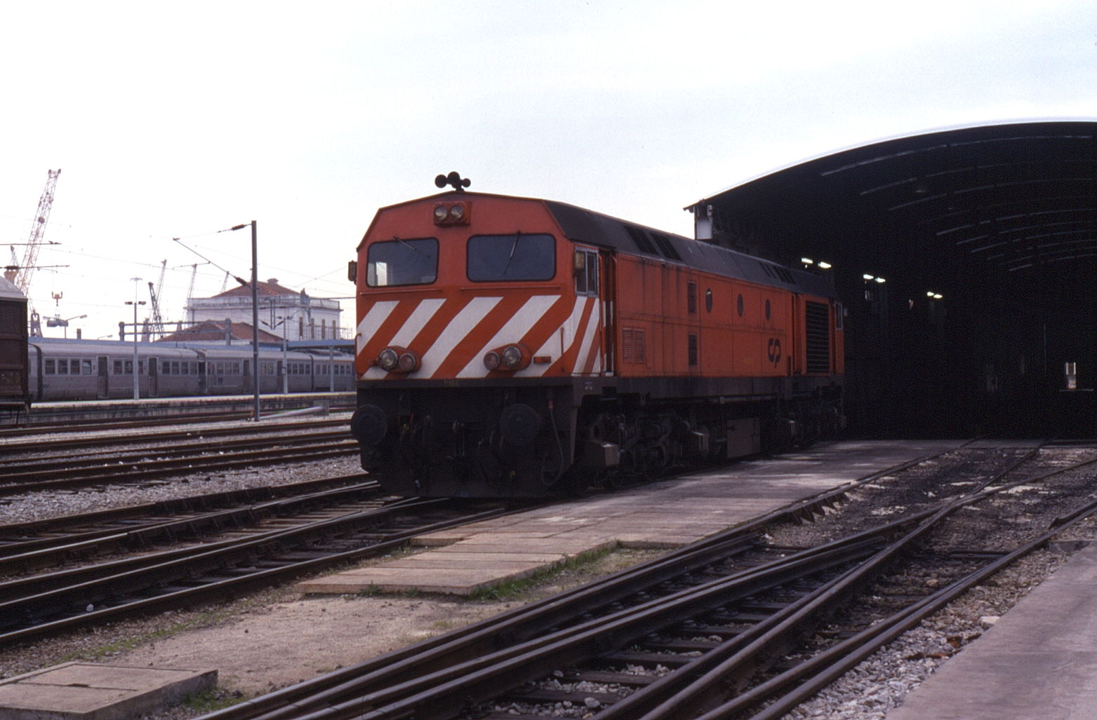Class 1960 loco no. 1966 built by MLW/Bombardier seen at Figuei…