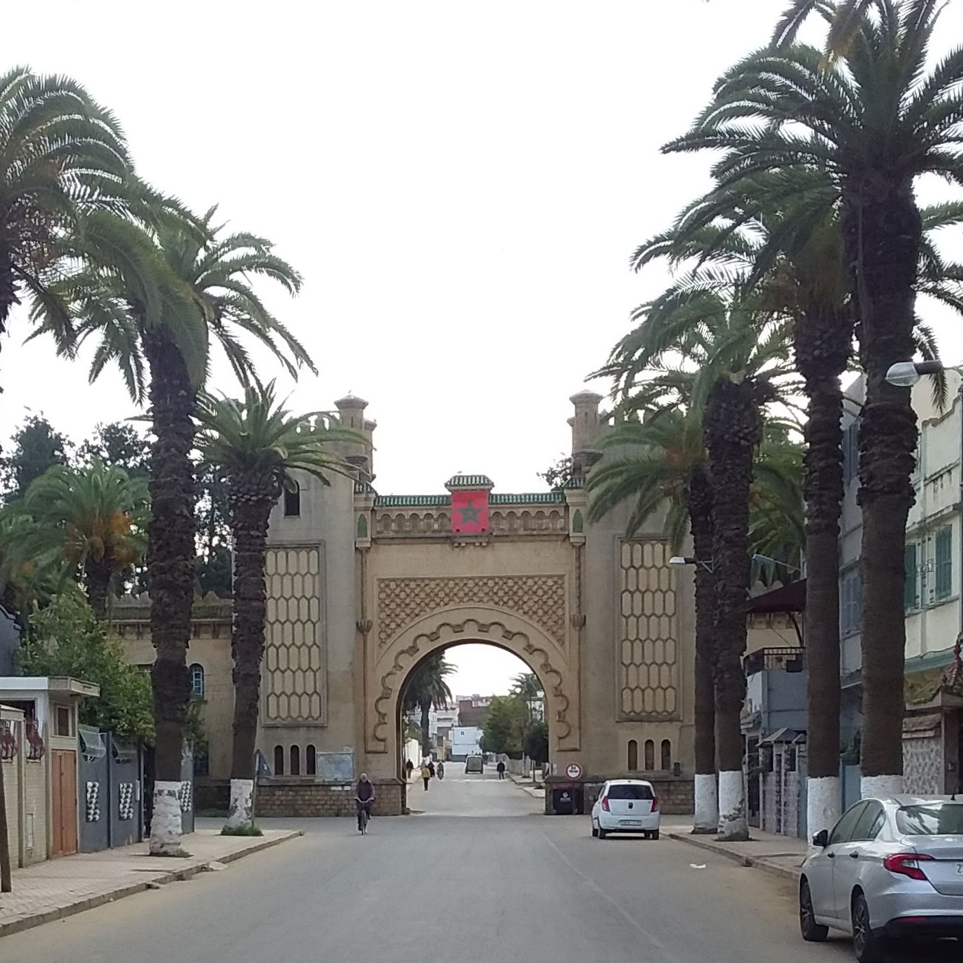 باب مدينة القصر الكبير على الطراز القديم، المغرب