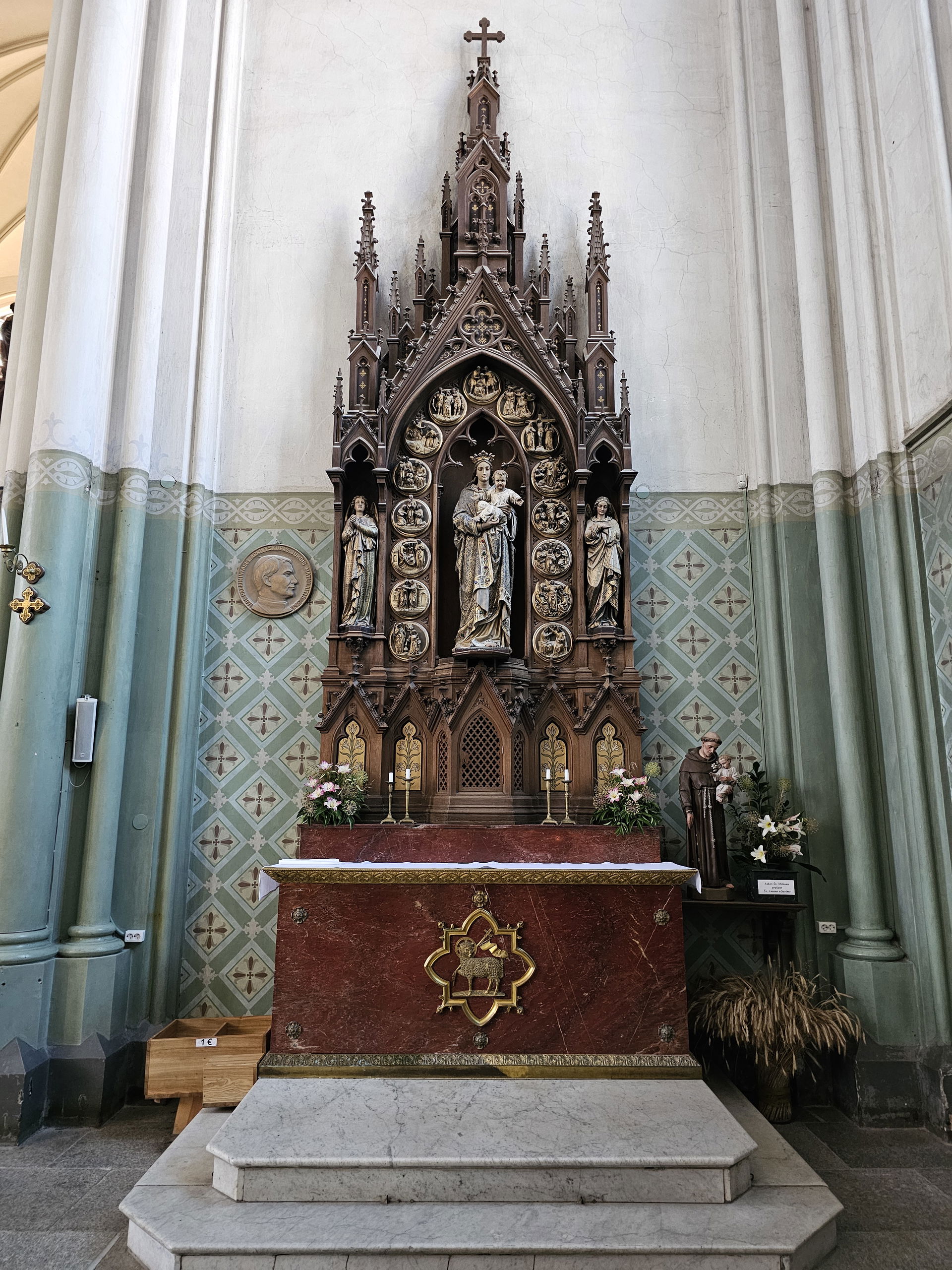 Church of St. Matthew in Rokiškis - side altar