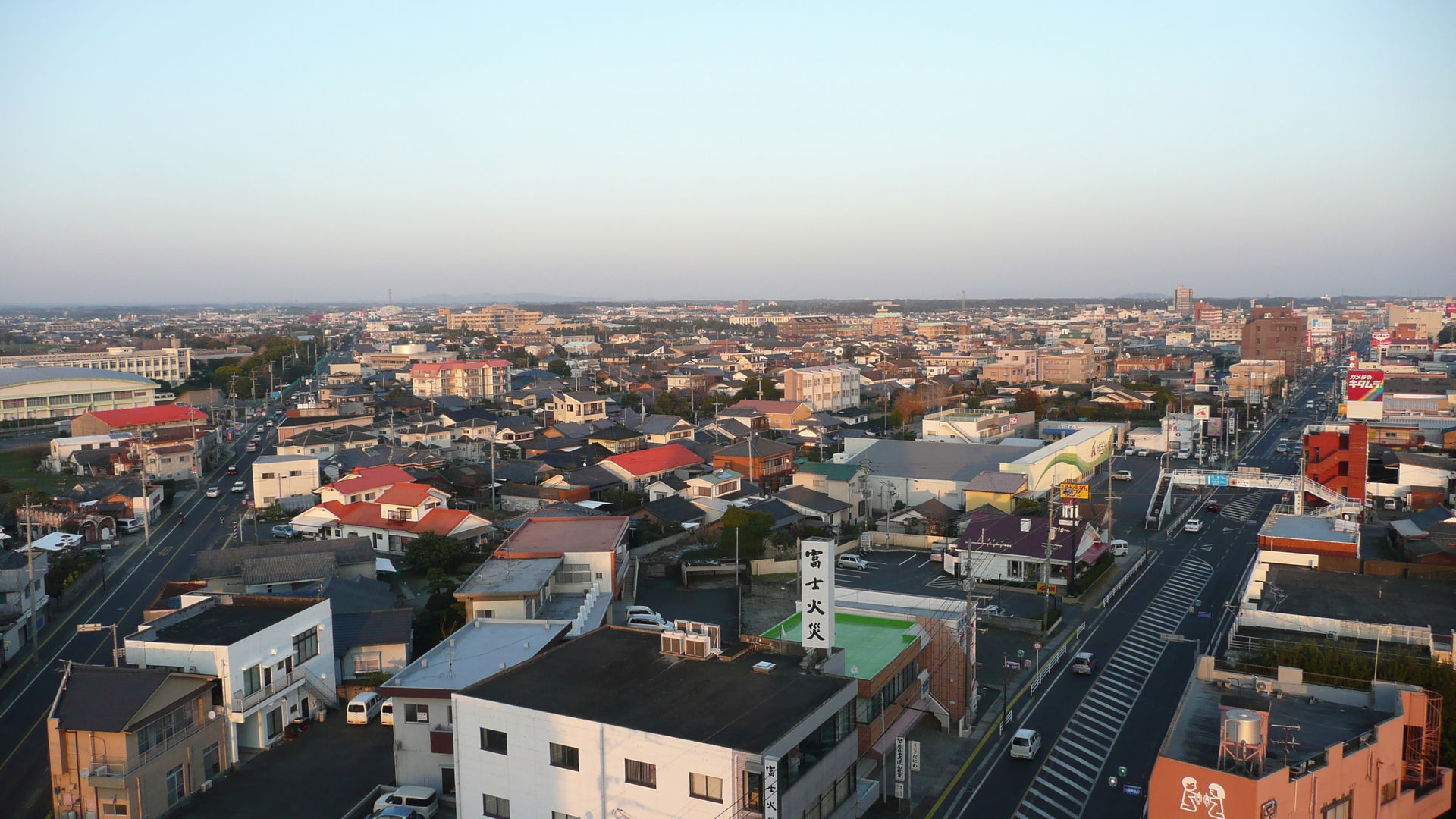 * 2007/1/4 寿地区(鹿児島県鹿屋市) ノイズ処理あり。
画像左の道路は国道269号、右の道路は県道68号(旧国道22…